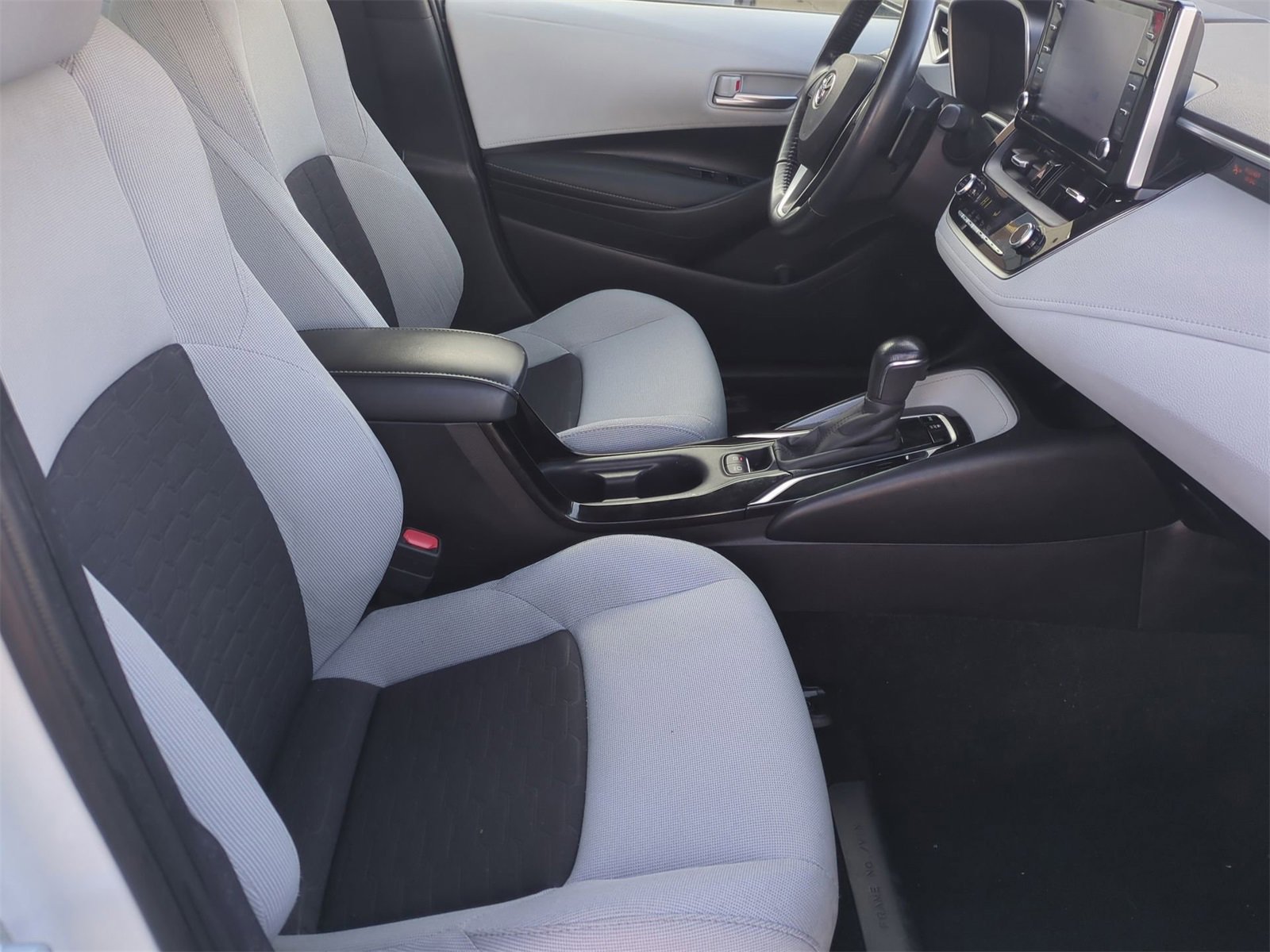 Thumbnail: 2021 Toyota Corolla - 21