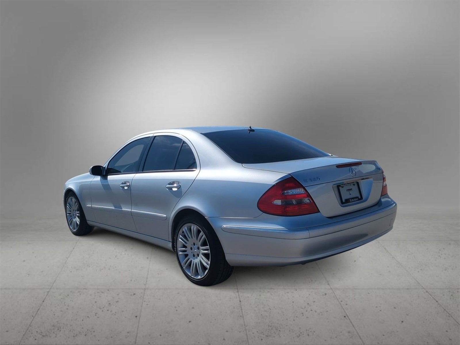 Thumbnail: 2006 Mercedes-Benz E-Class - 6