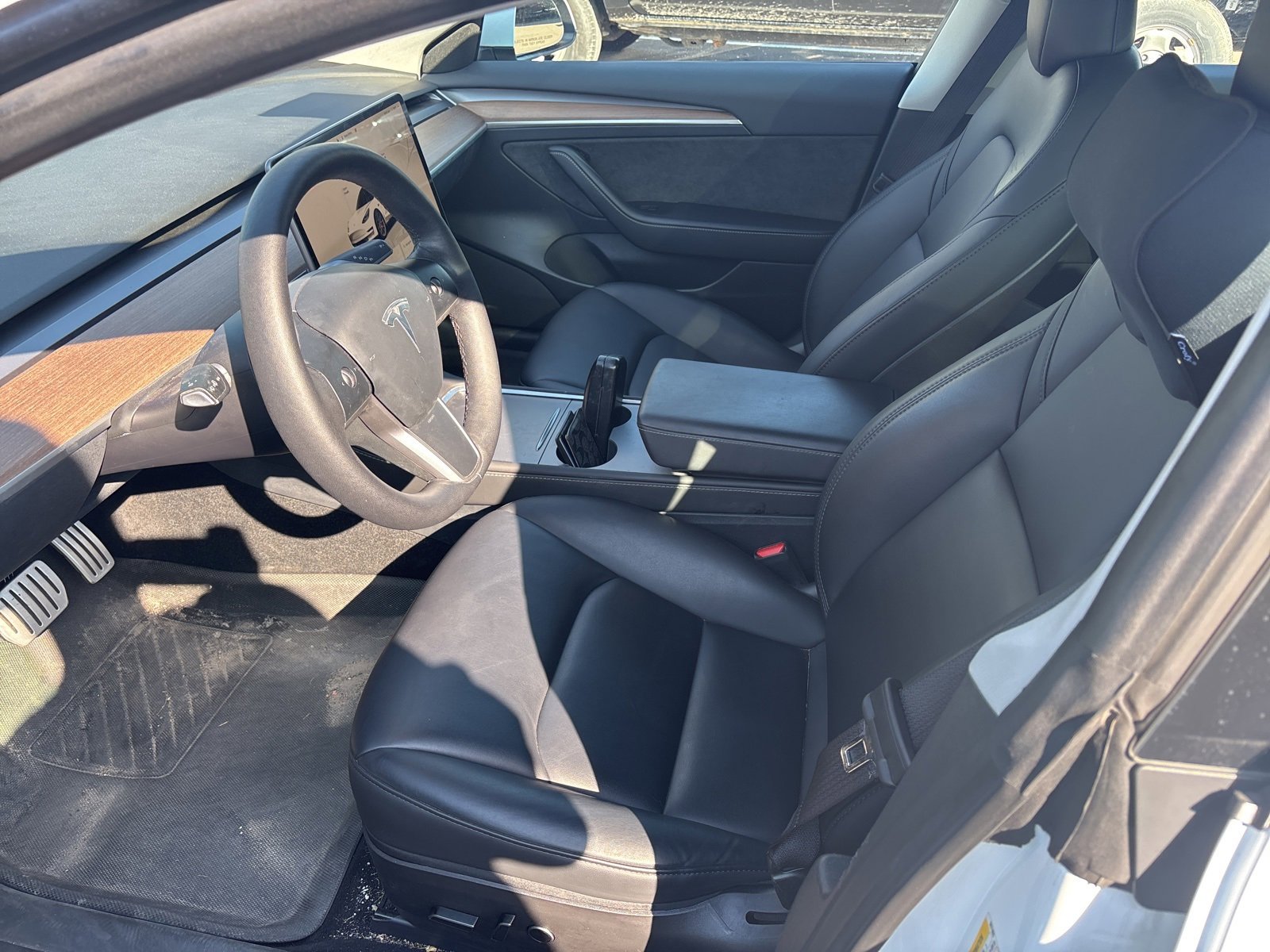 Thumbnail: 2023 Tesla Model 3 - 7