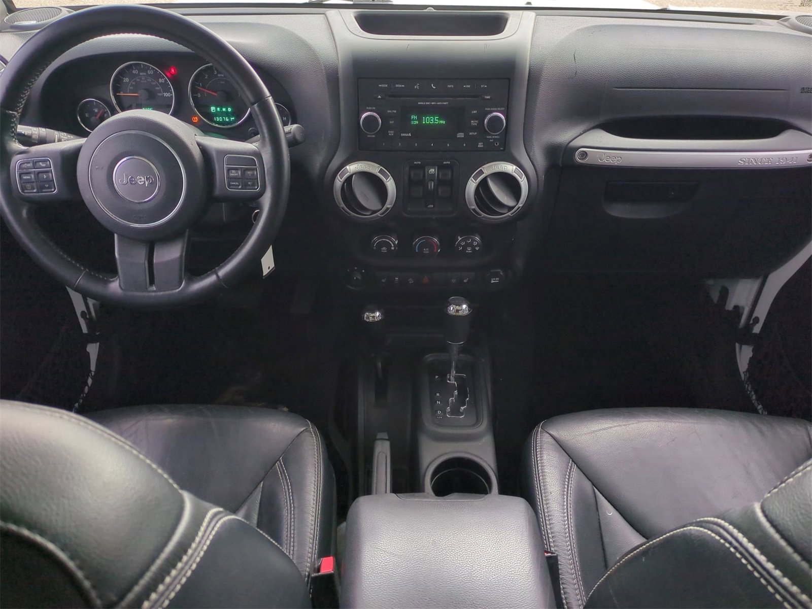 Thumbnail: 2015 Jeep Wrangler - 15