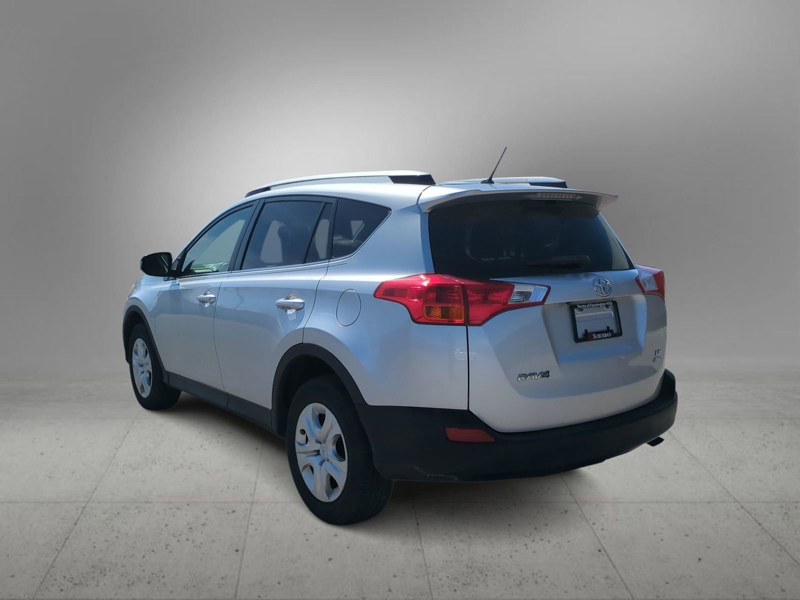 Thumbnail: 2015 Toyota RAV4 - 6