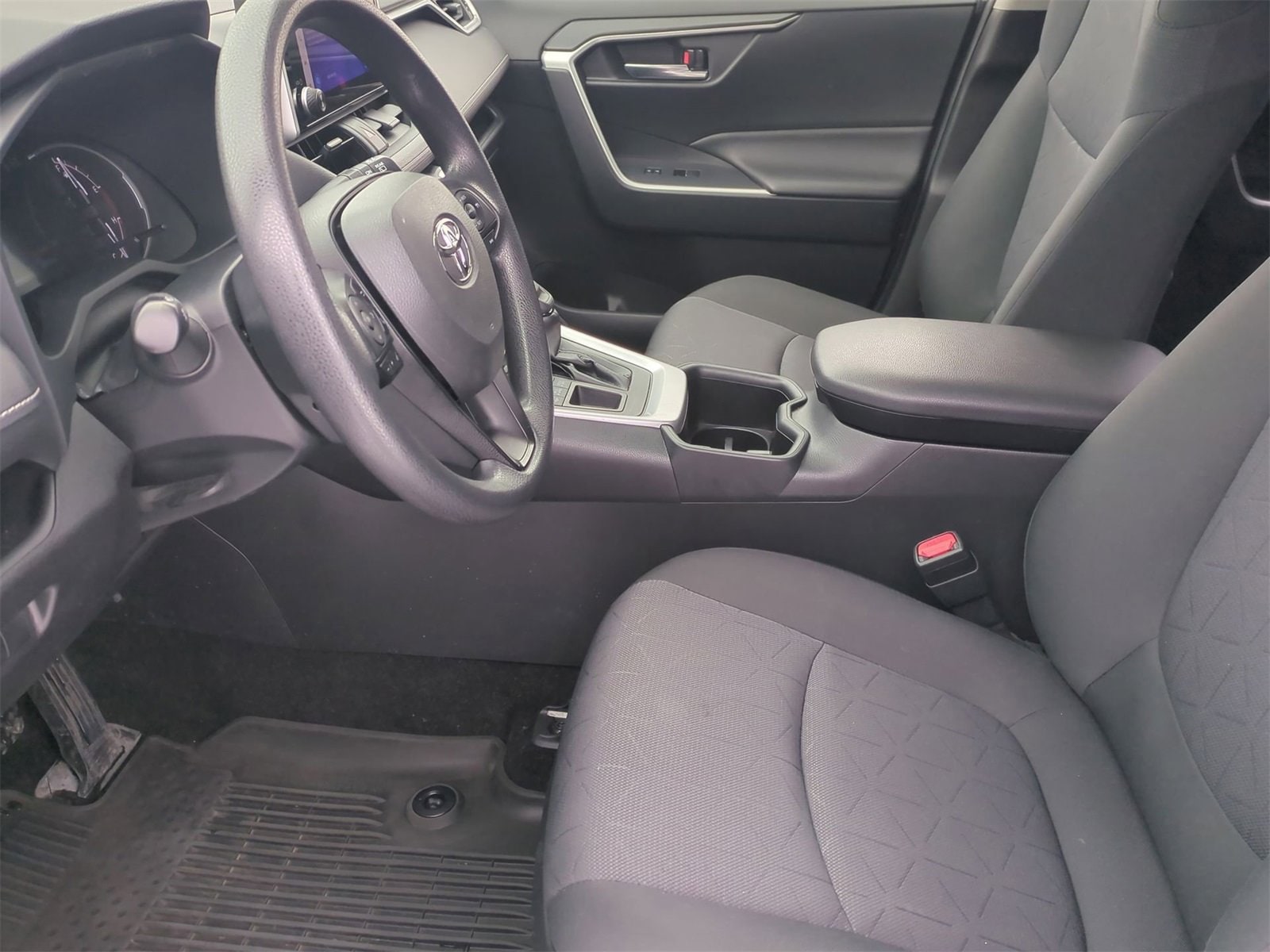 Thumbnail: 2023 Toyota RAV4 - 16