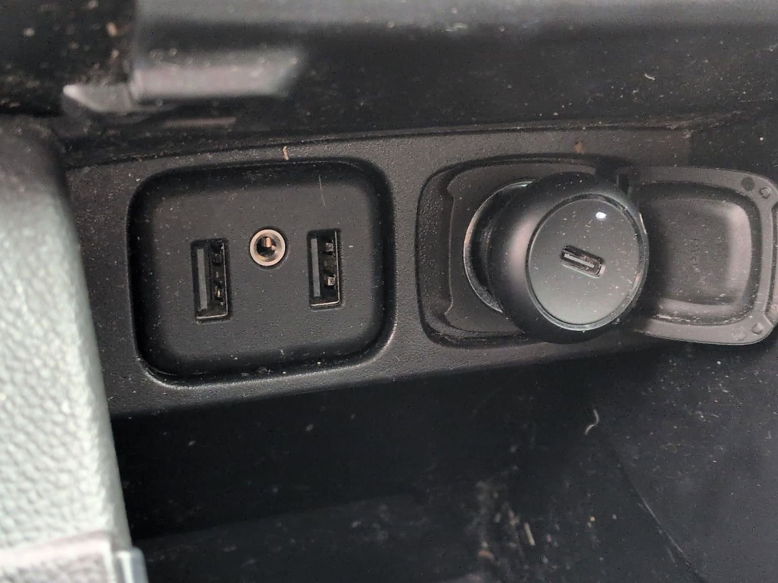 Thumbnail: 2020 Buick Encore - 31