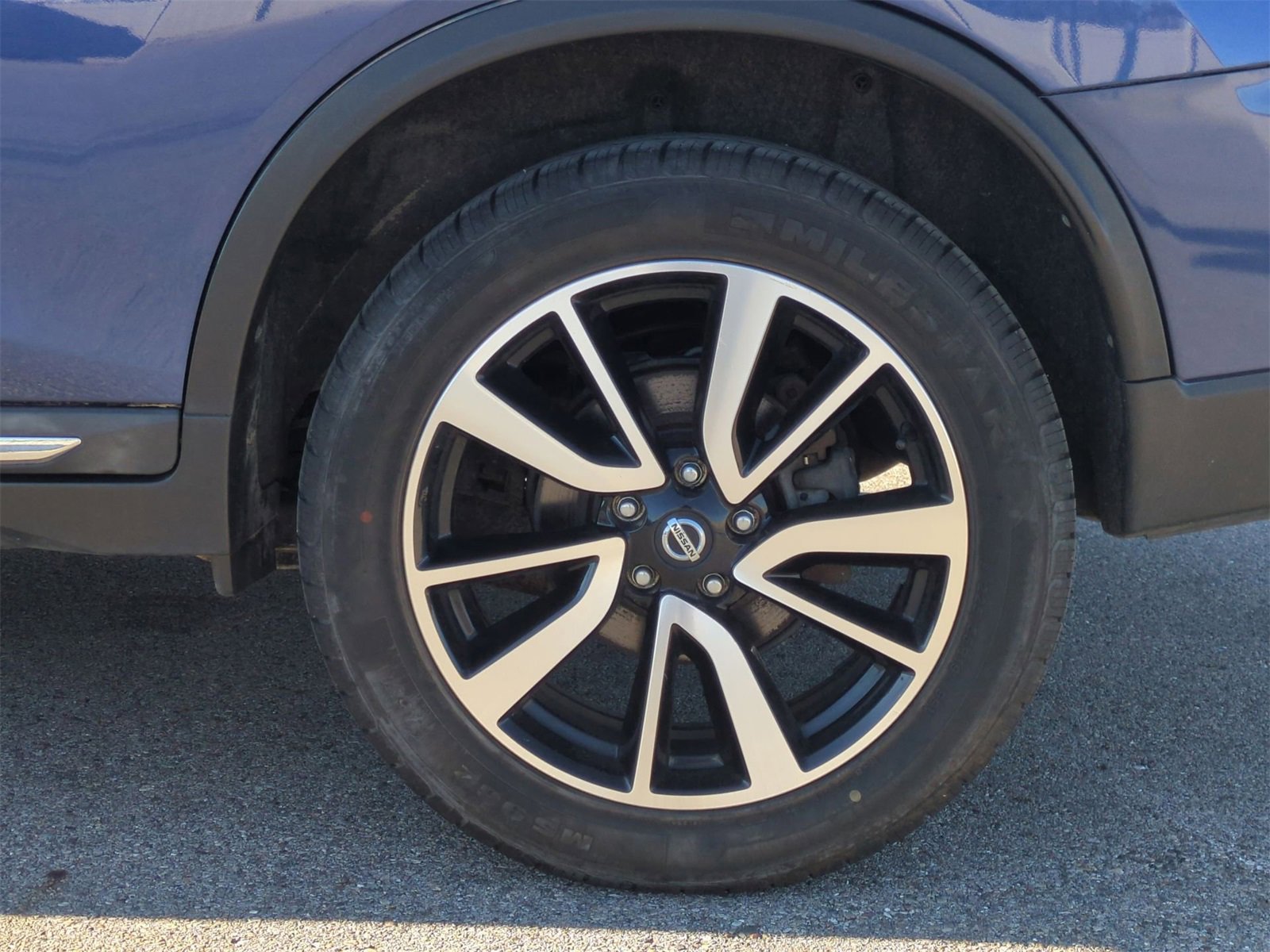 Thumbnail: 2019 Nissan Rogue - 14