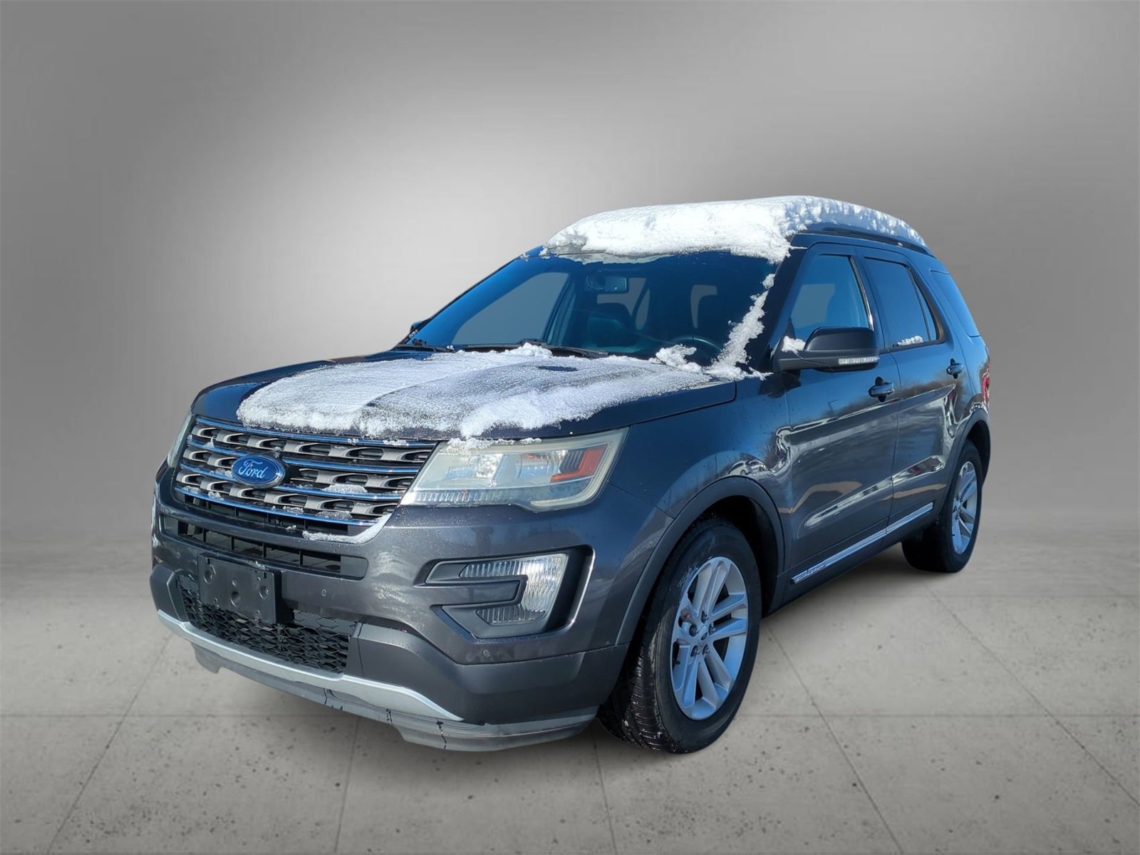 Thumbnail: 2016 Ford Explorer - 4