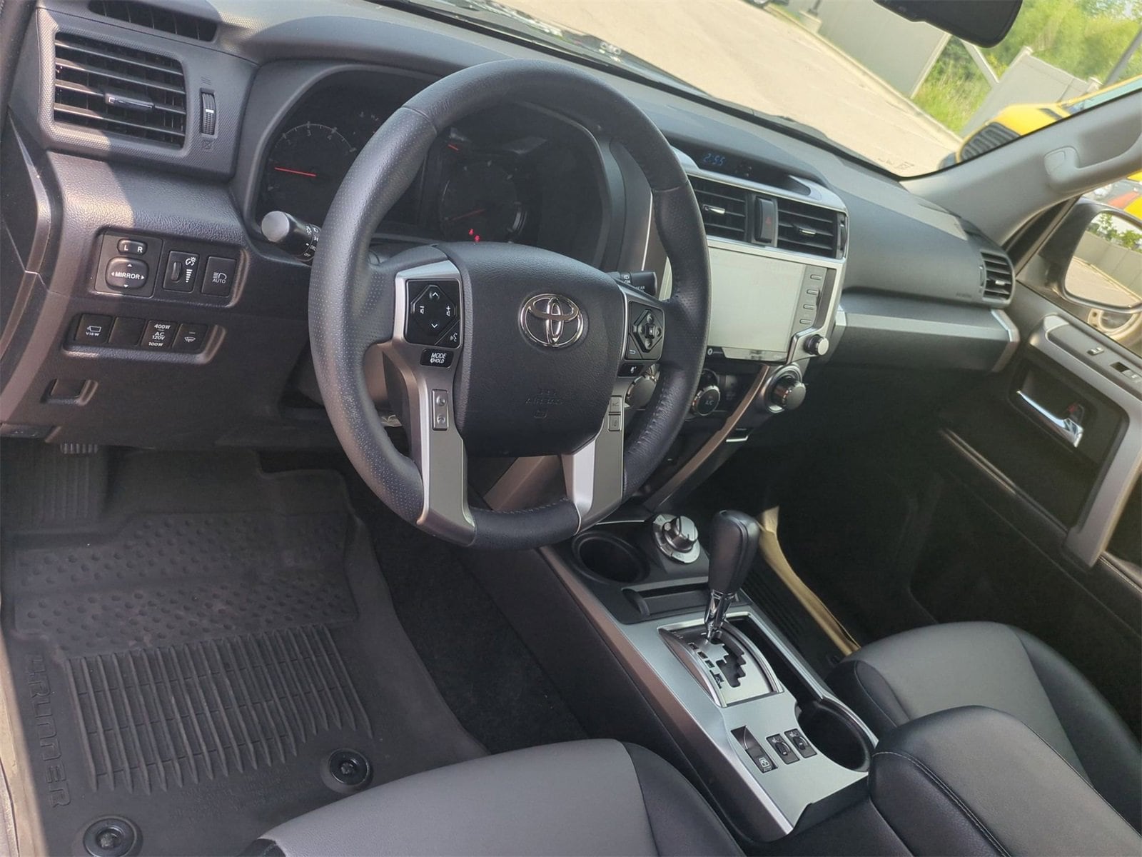 Thumbnail: 2022 Toyota 4Runner - 10