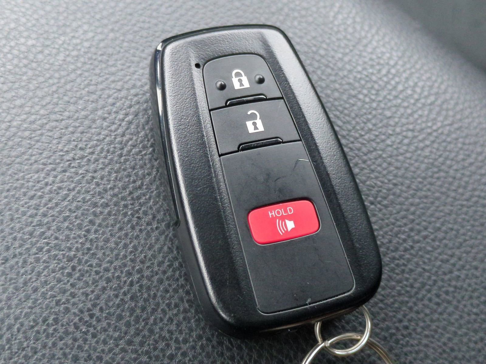 Thumbnail: 2023 Toyota RAV4 - 33