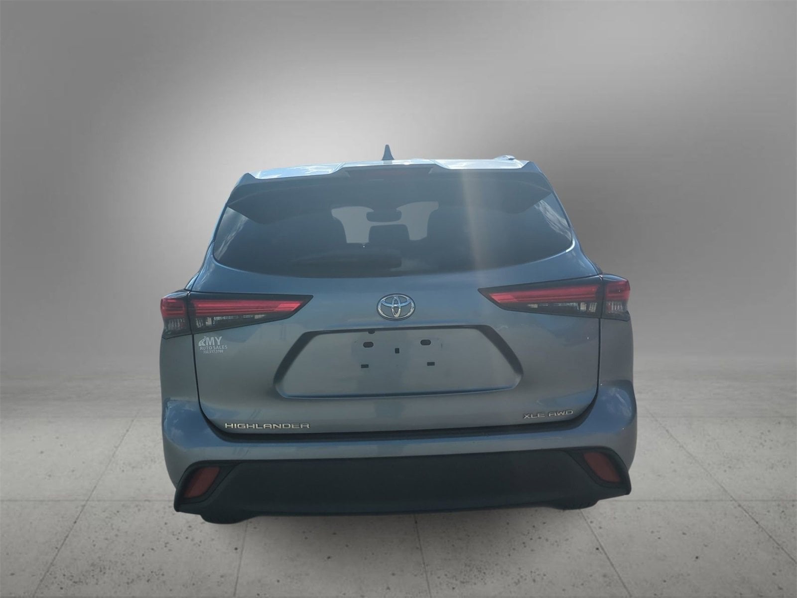 Thumbnail: 2021 Toyota Highlander - 7
