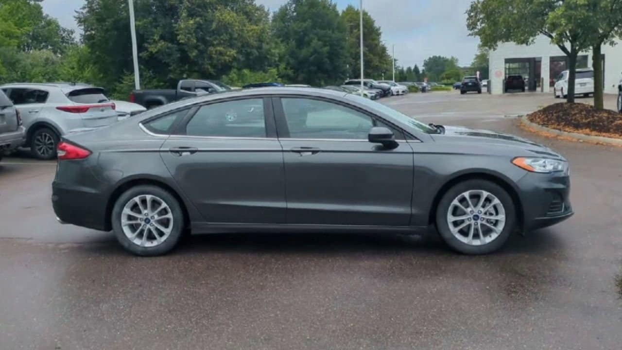 Thumbnail: 2020 Ford Fusion - 9