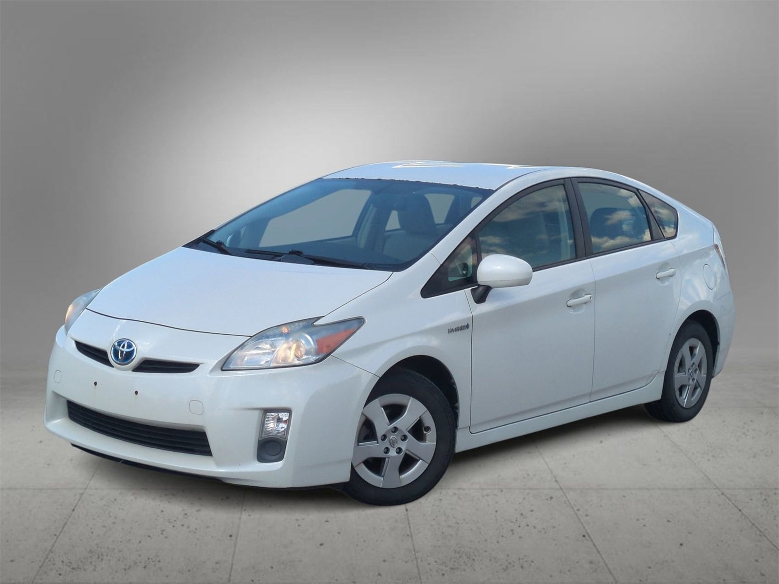 Thumbnail: 2010 Toyota Prius - 1