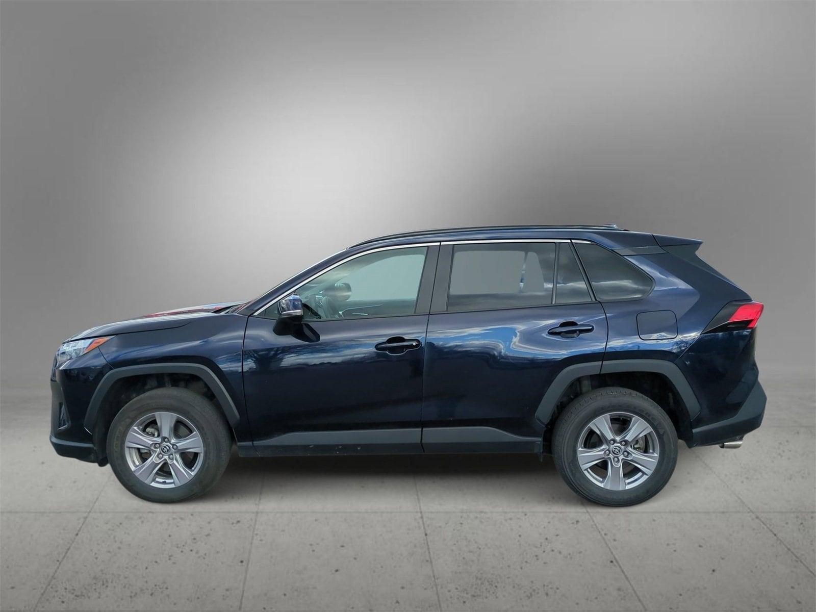 Thumbnail: 2022 Toyota RAV4 - 5