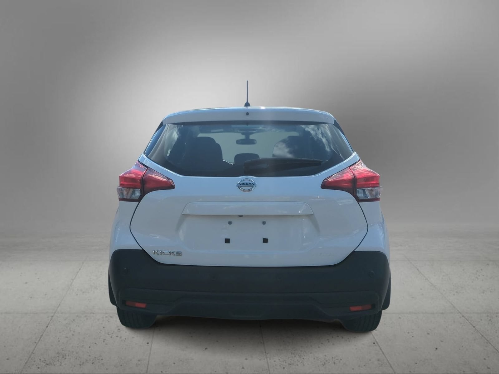 Thumbnail: 2020 Nissan Kicks - 7