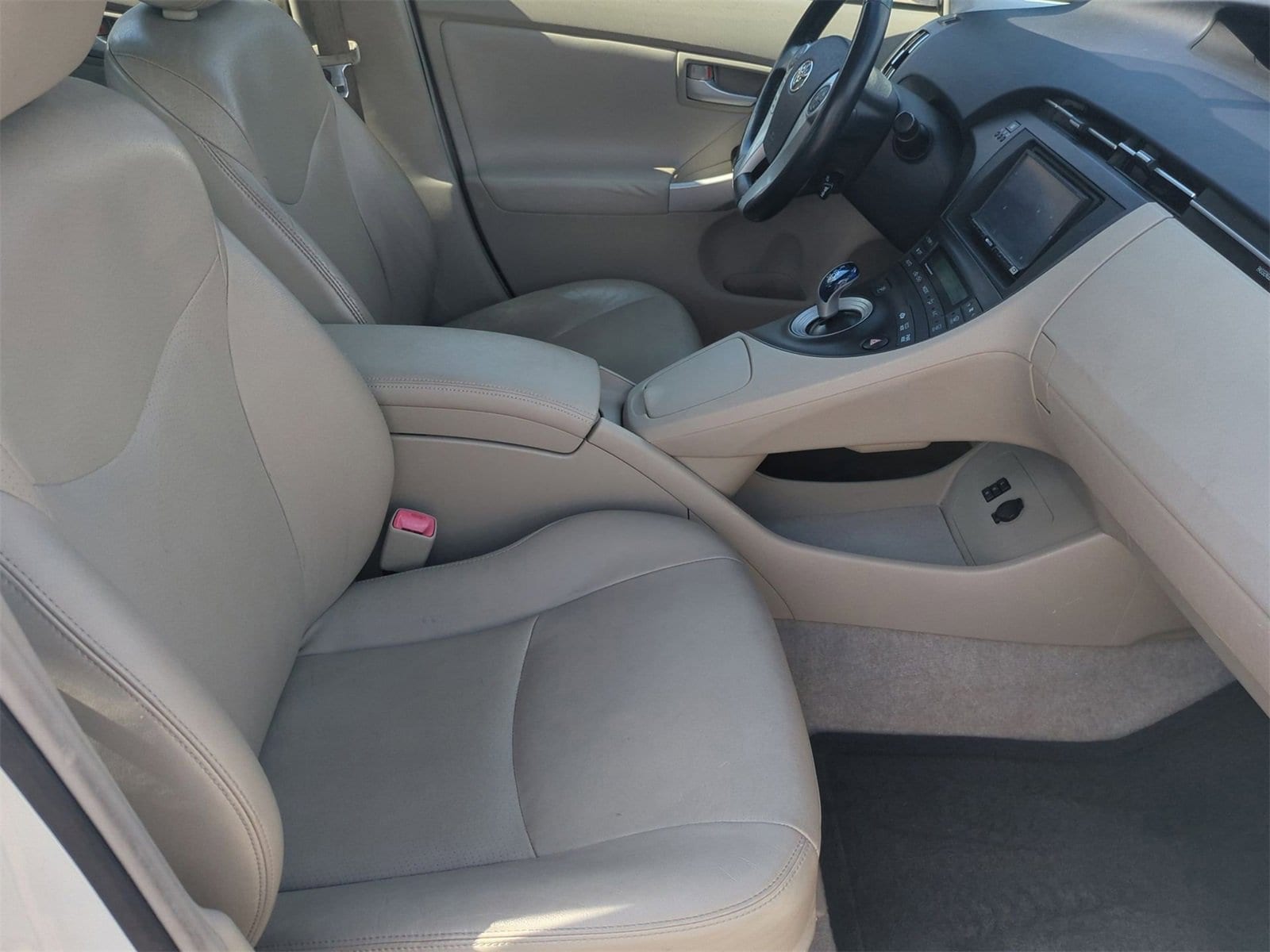 Thumbnail: 2010 Toyota Prius - 21