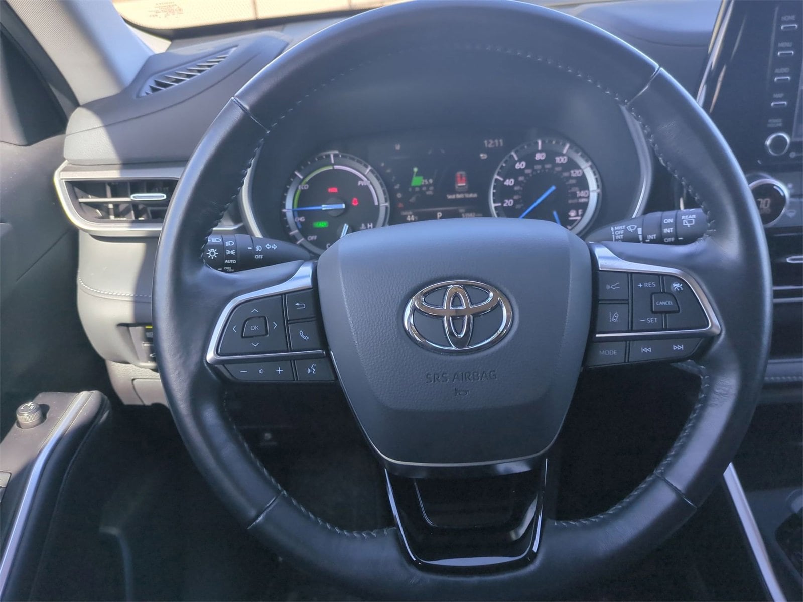 Thumbnail: 2021 Toyota Highlander - 24