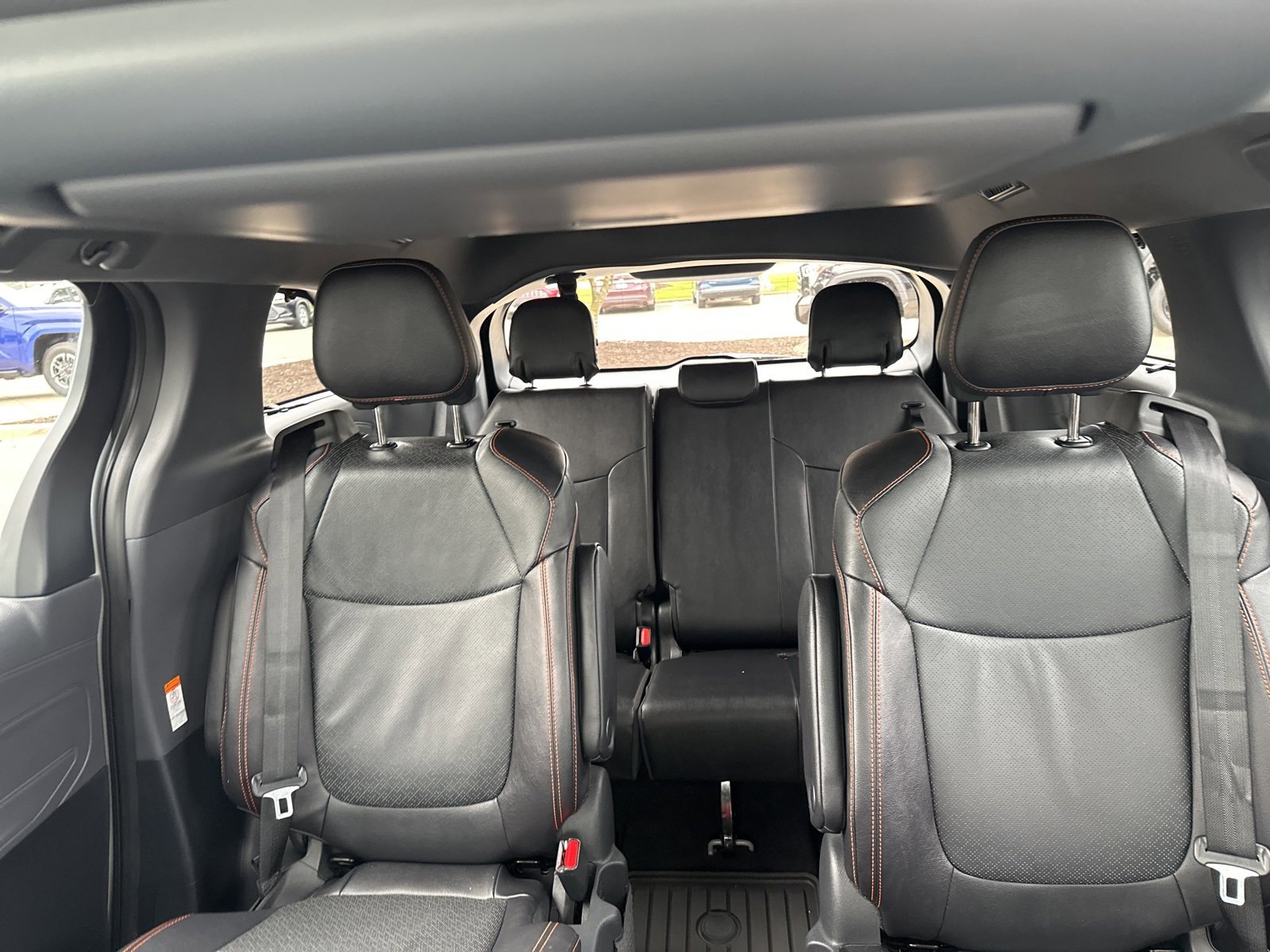 Thumbnail: 2024 Toyota Sienna - 10