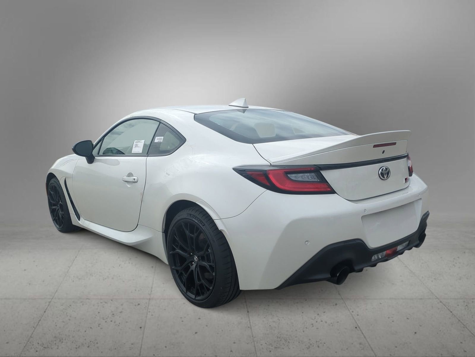 Thumbnail: 2026 Toyota GR86 - 6