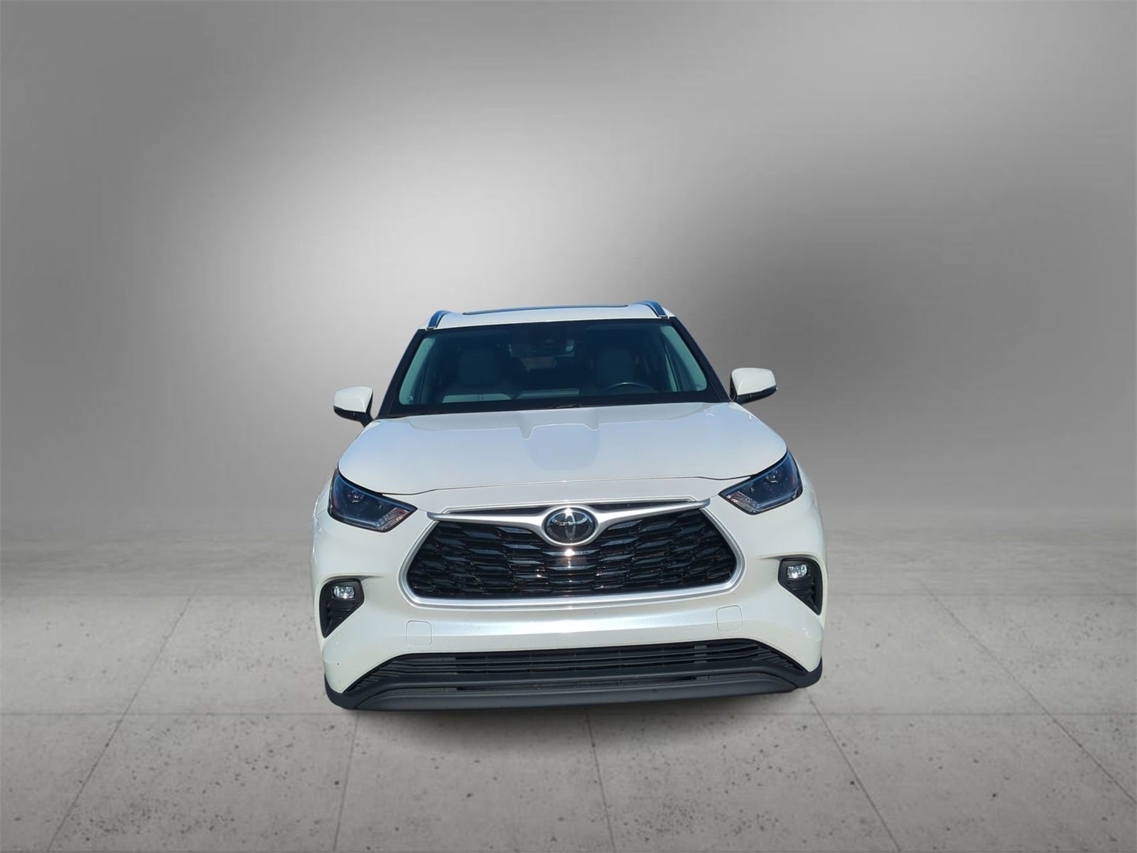 Thumbnail: 2021 Toyota Highlander - 3
