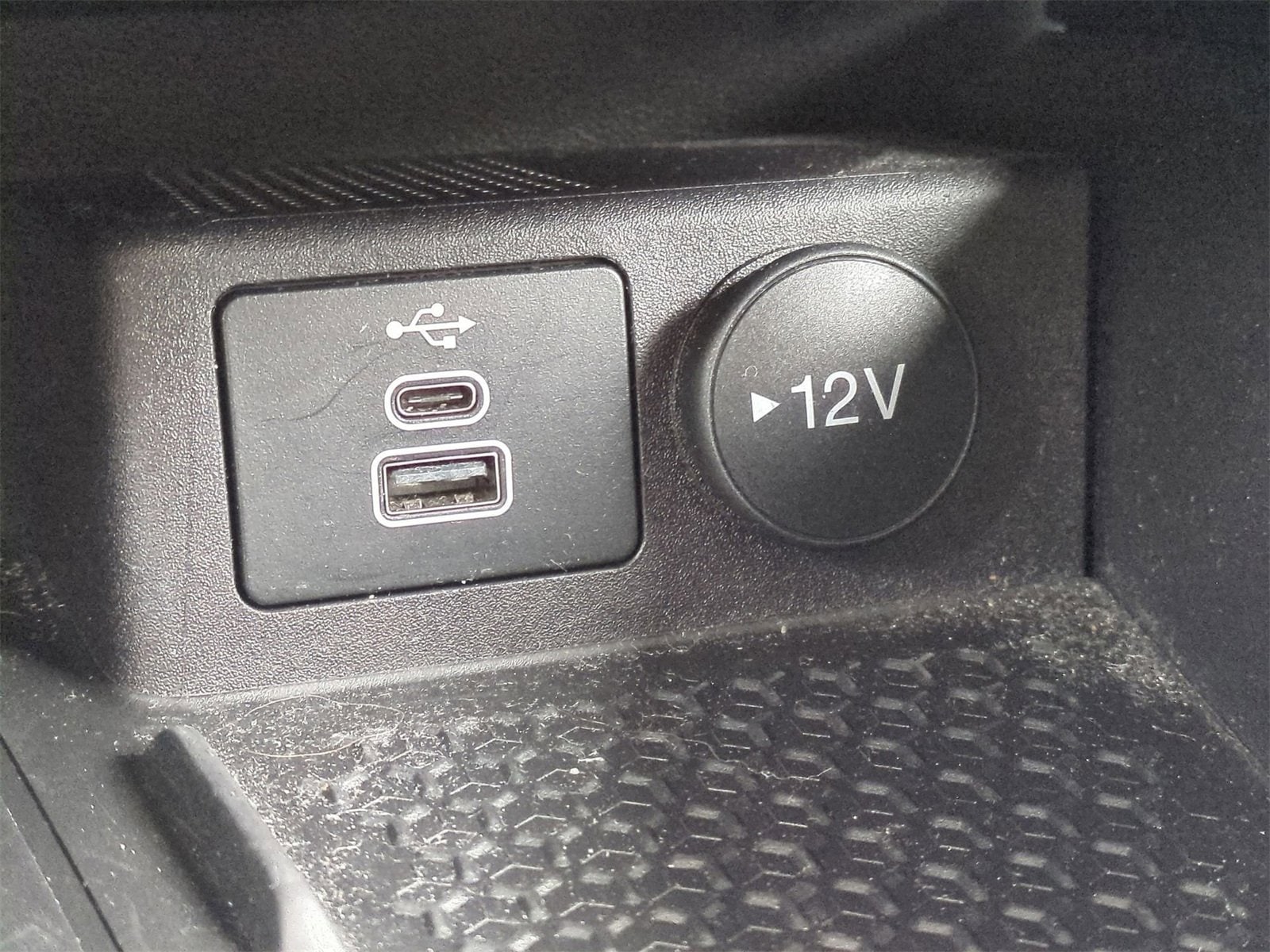 Thumbnail: 2023 Ford Bronco Sport - 29