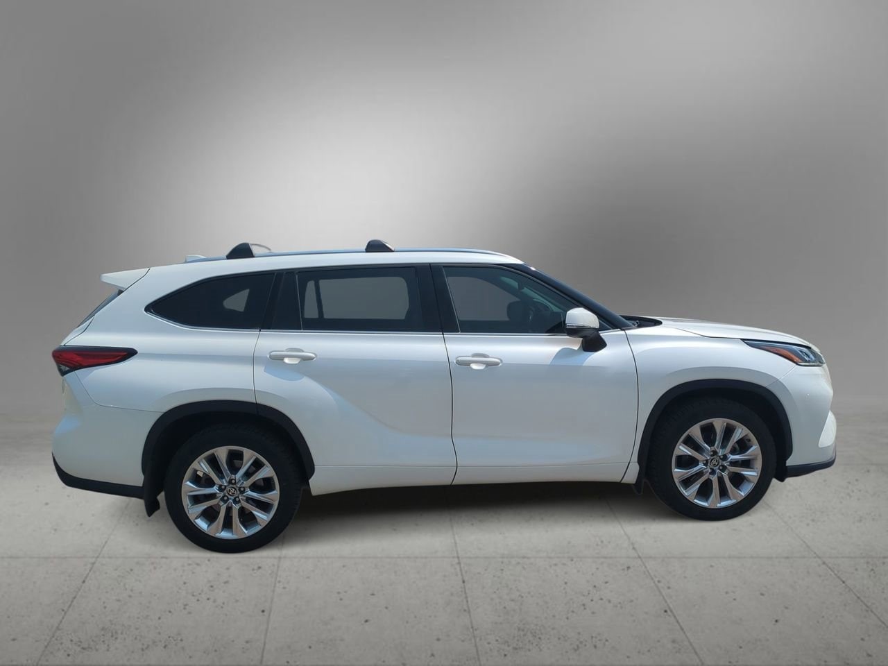 Thumbnail: 2020 Toyota Highlander - 9