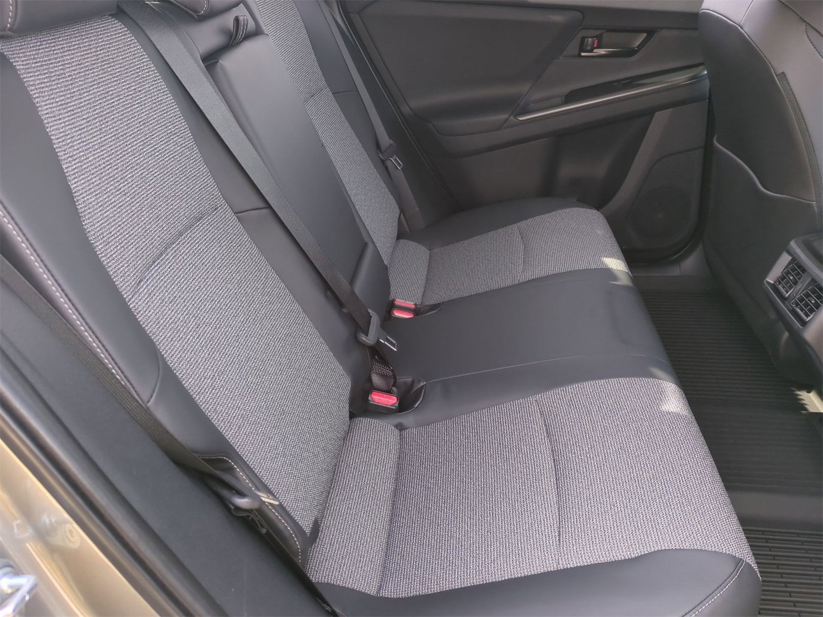 Thumbnail: 2026 Toyota bZ - 20