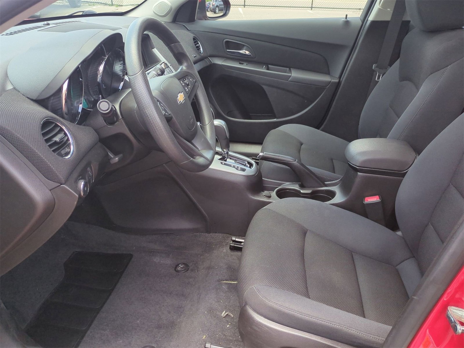 Thumbnail: 2016 Chevrolet Cruze - 16