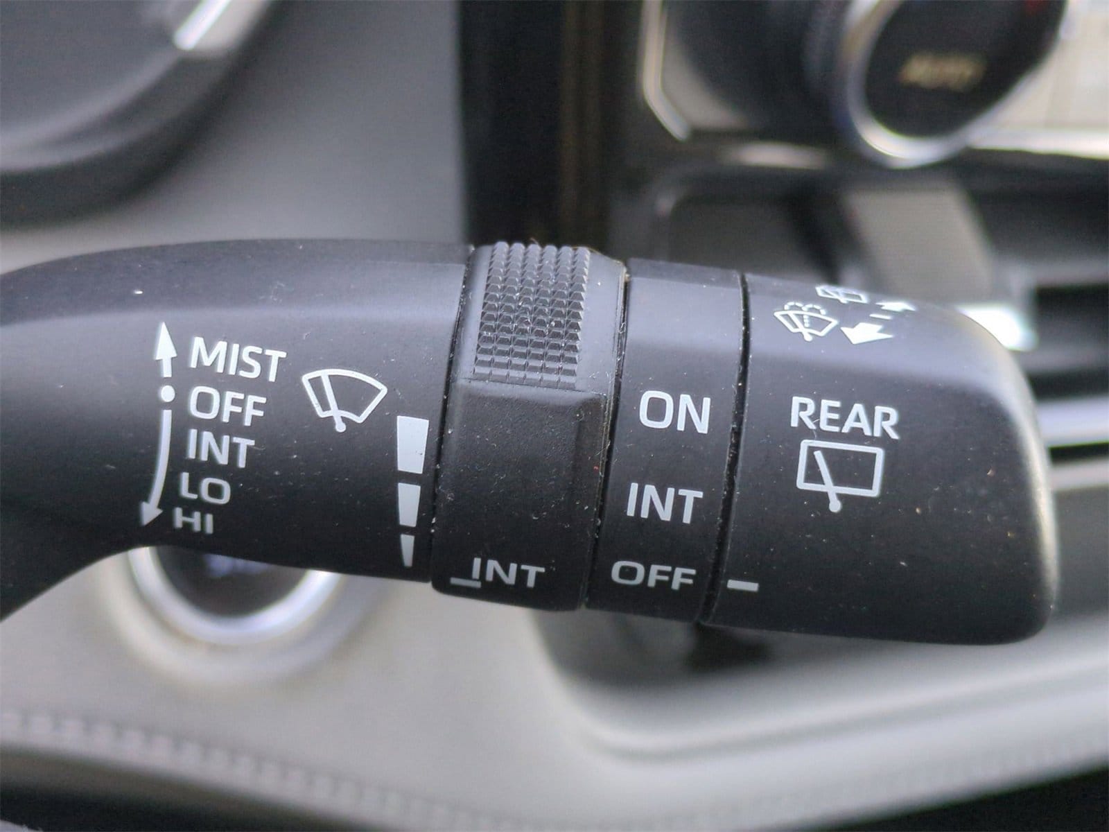 Thumbnail: 2021 Toyota Highlander - 28