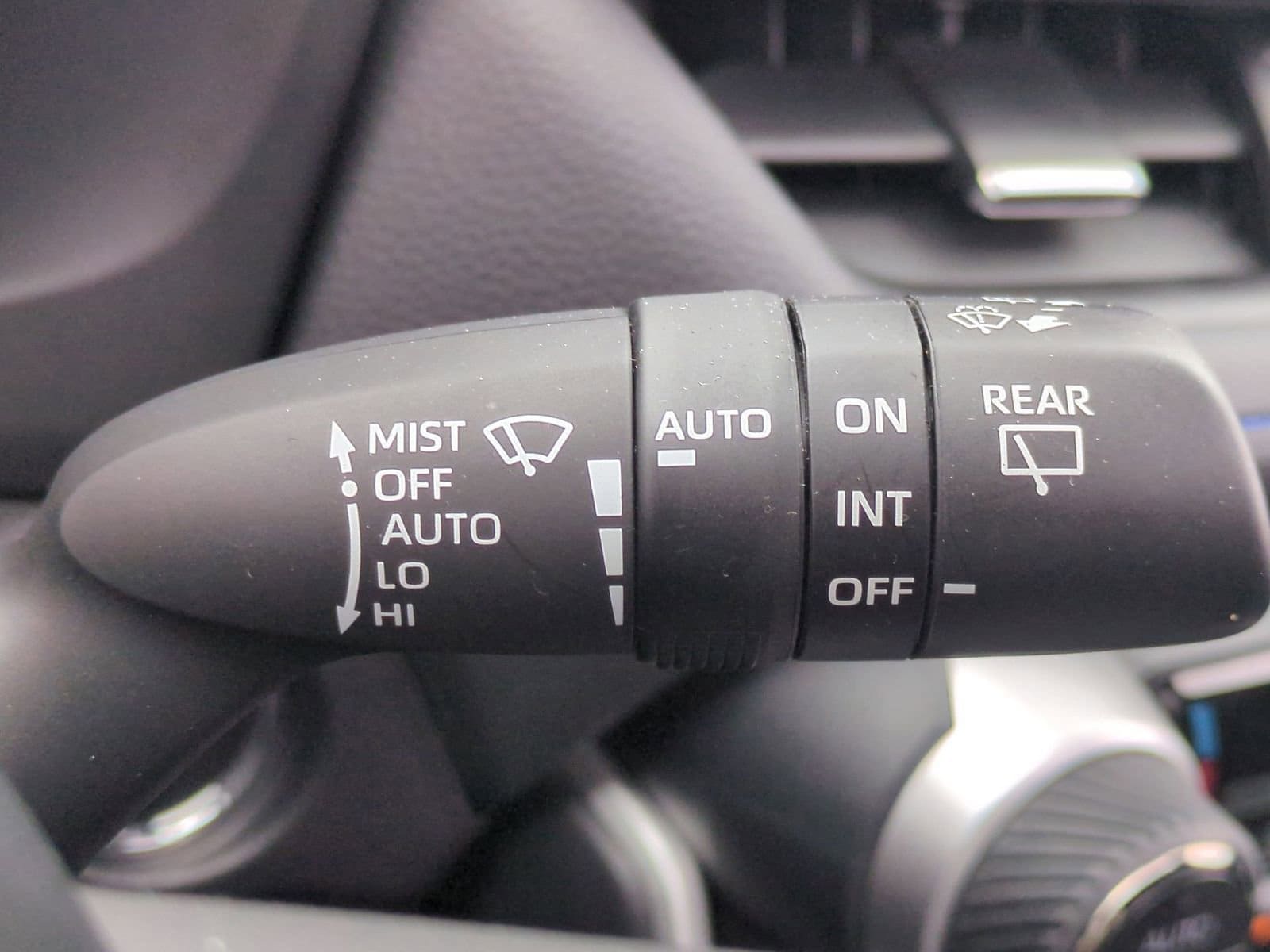 Thumbnail: 2024 Toyota RAV4 - 27