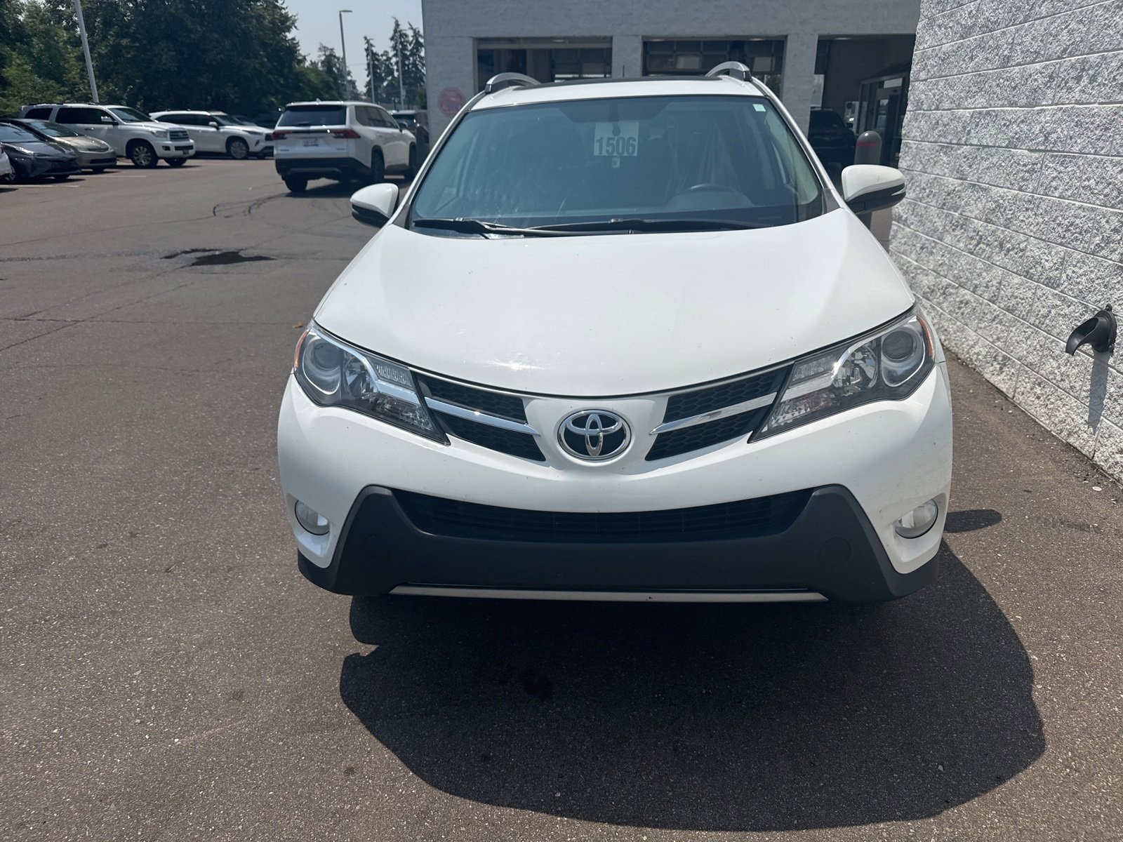 Thumbnail: 2014 Toyota RAV4 - 3