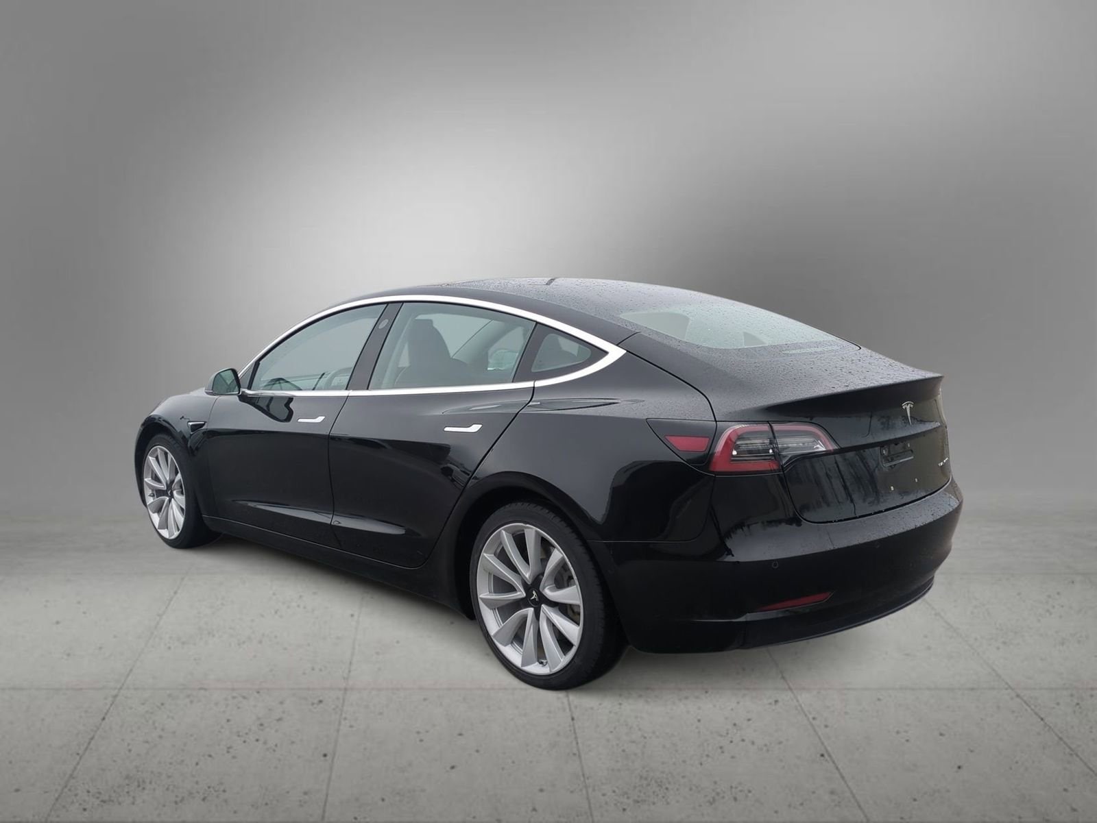 Thumbnail: 2018 Tesla Model 3 - 6