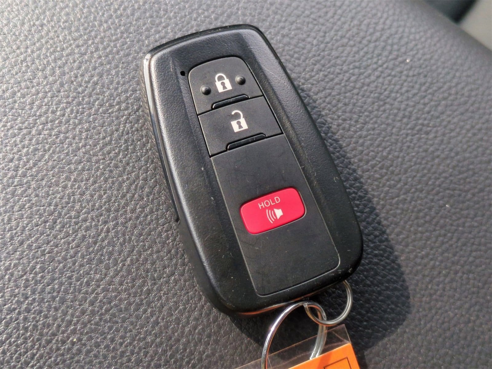 Thumbnail: 2025 Toyota RAV4 - 33