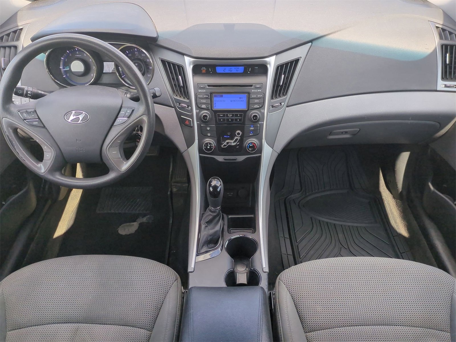 Thumbnail: 2013 Hyundai Sonata - 15