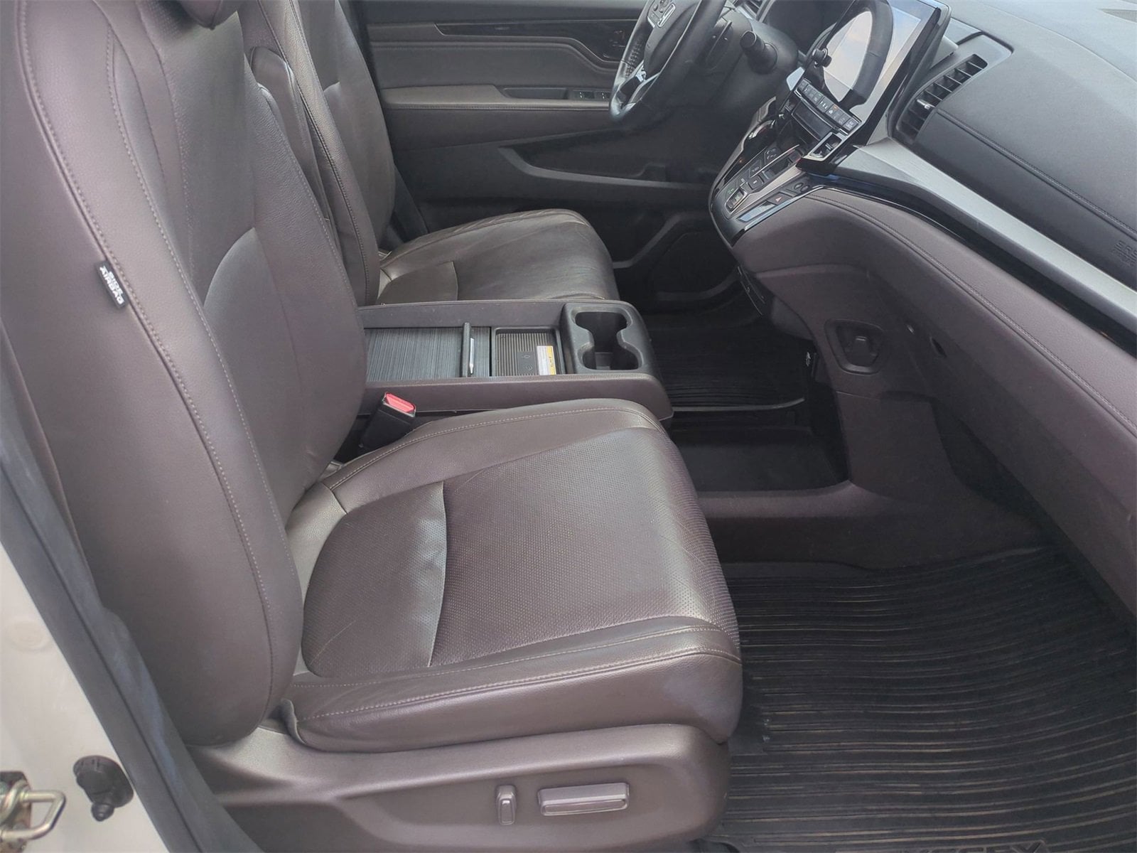 Thumbnail: 2018 Honda Odyssey - 23