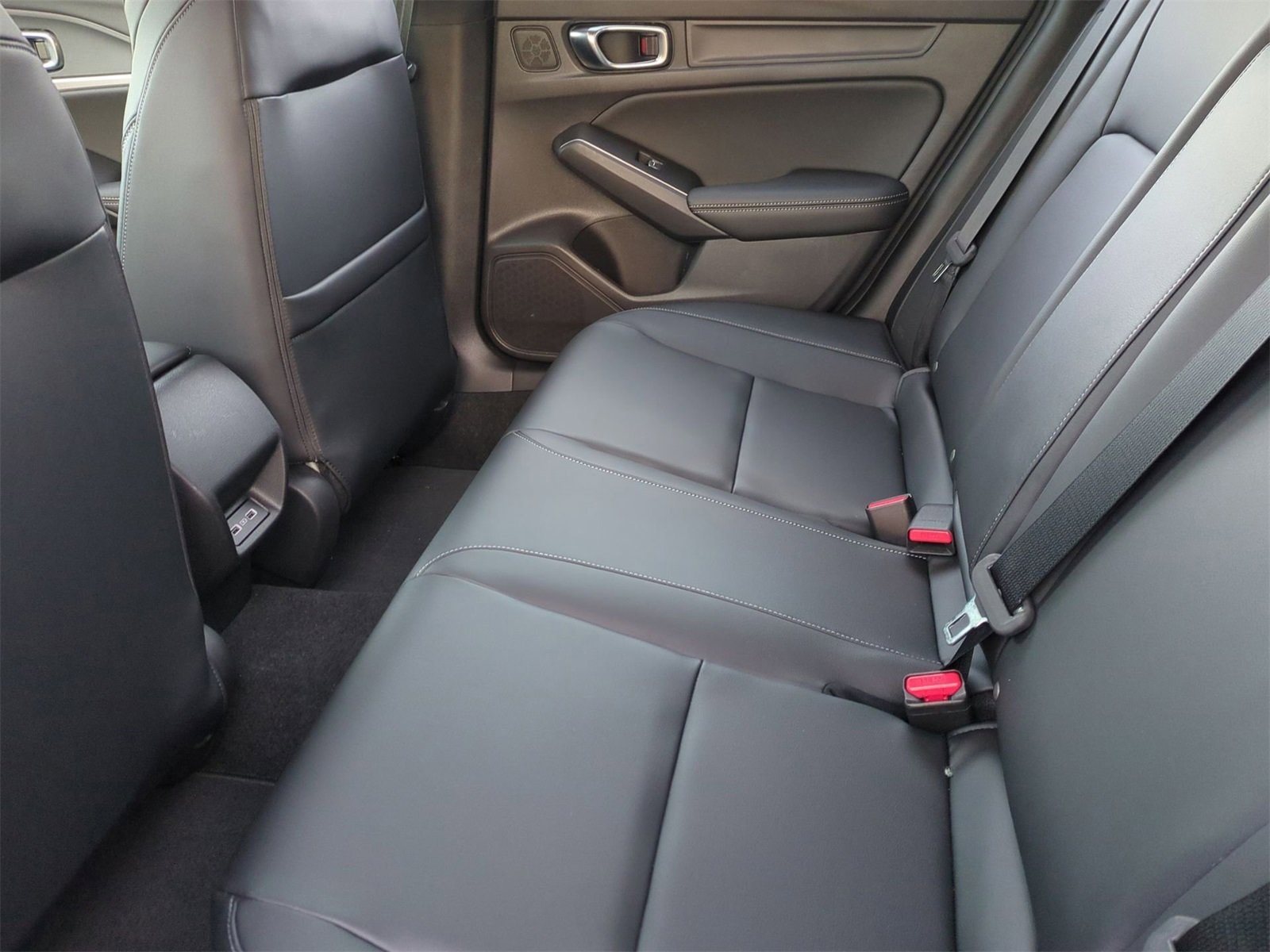 Thumbnail: 2023 Acura Integra - 21