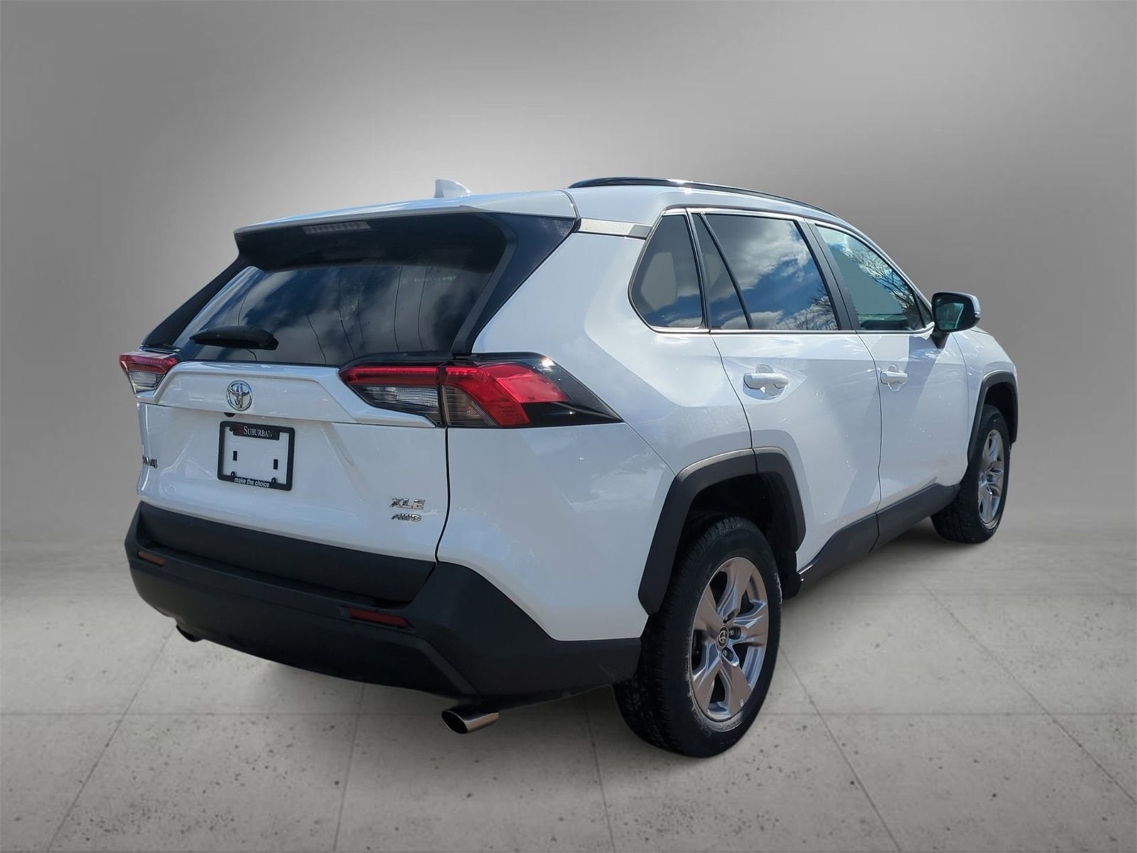 Thumbnail: 2023 Toyota RAV4 - 8