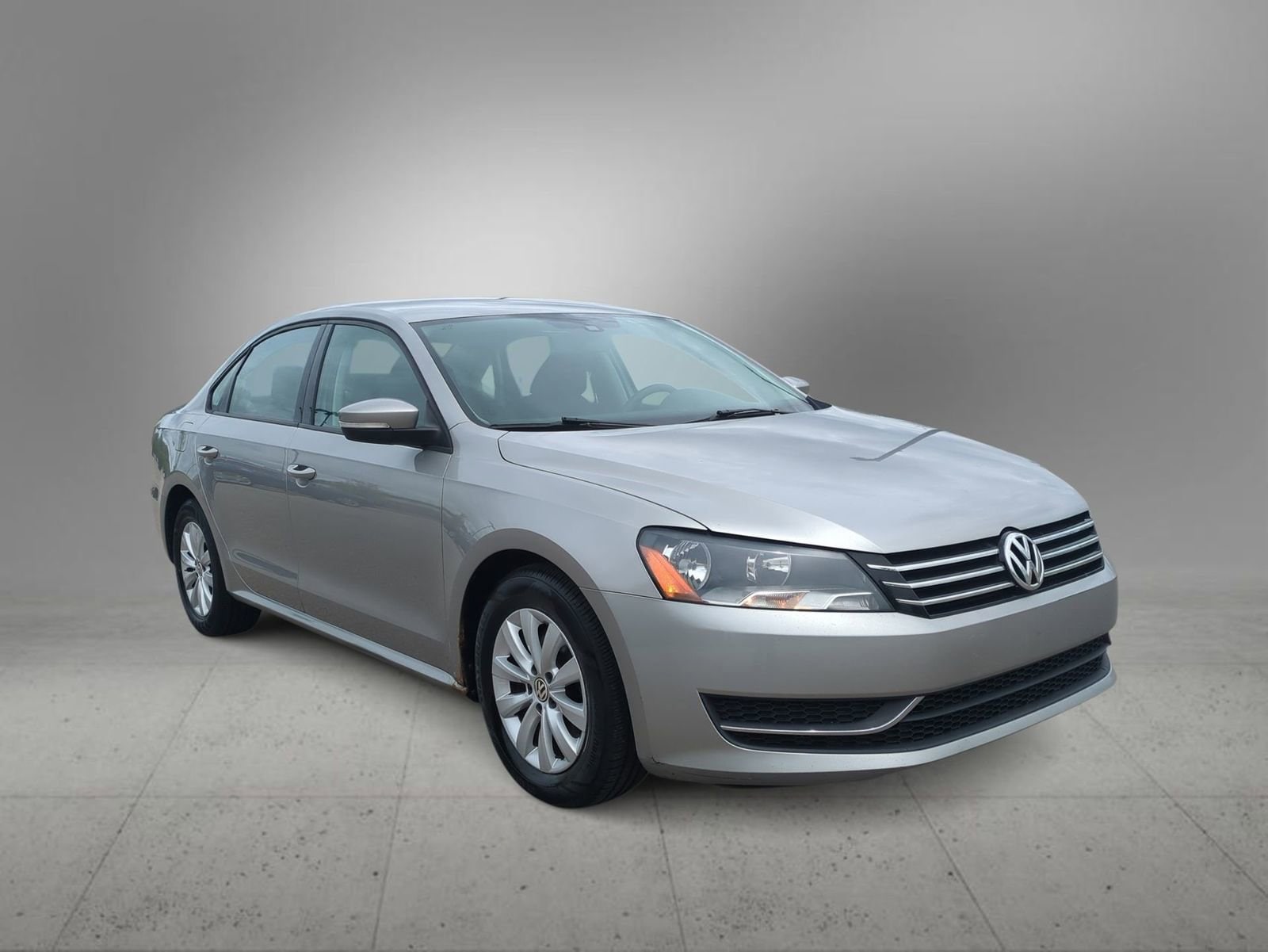 Thumbnail: 2013 Volkswagen Passat - 2
