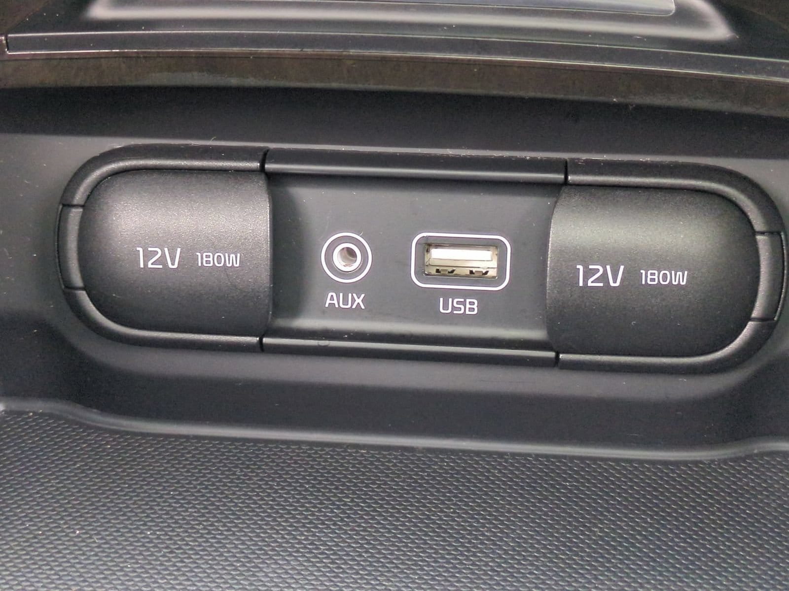 Thumbnail: 2017 Kia Optima - 32