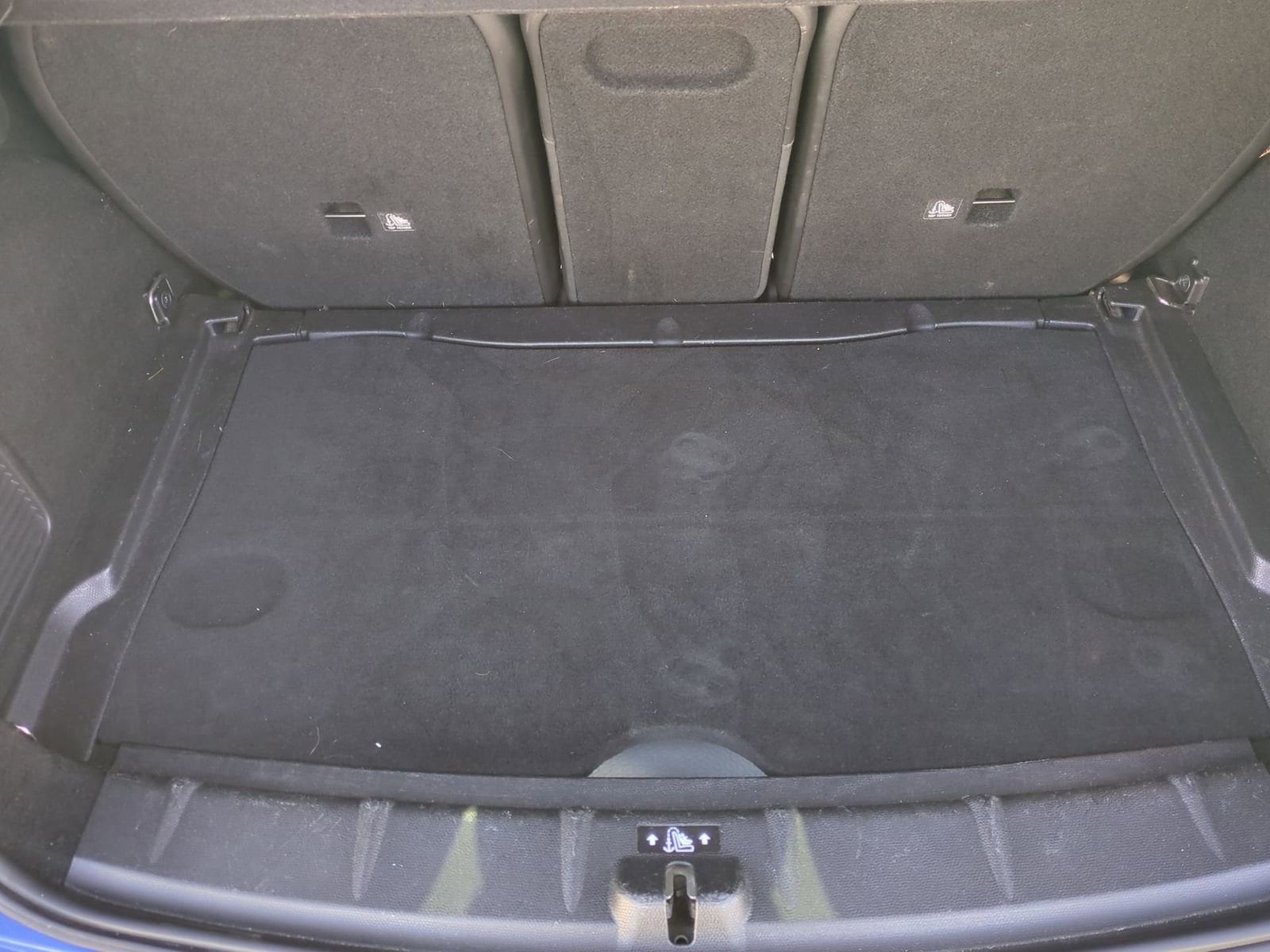 Thumbnail: 2014 MINI Cooper Countryman - 32