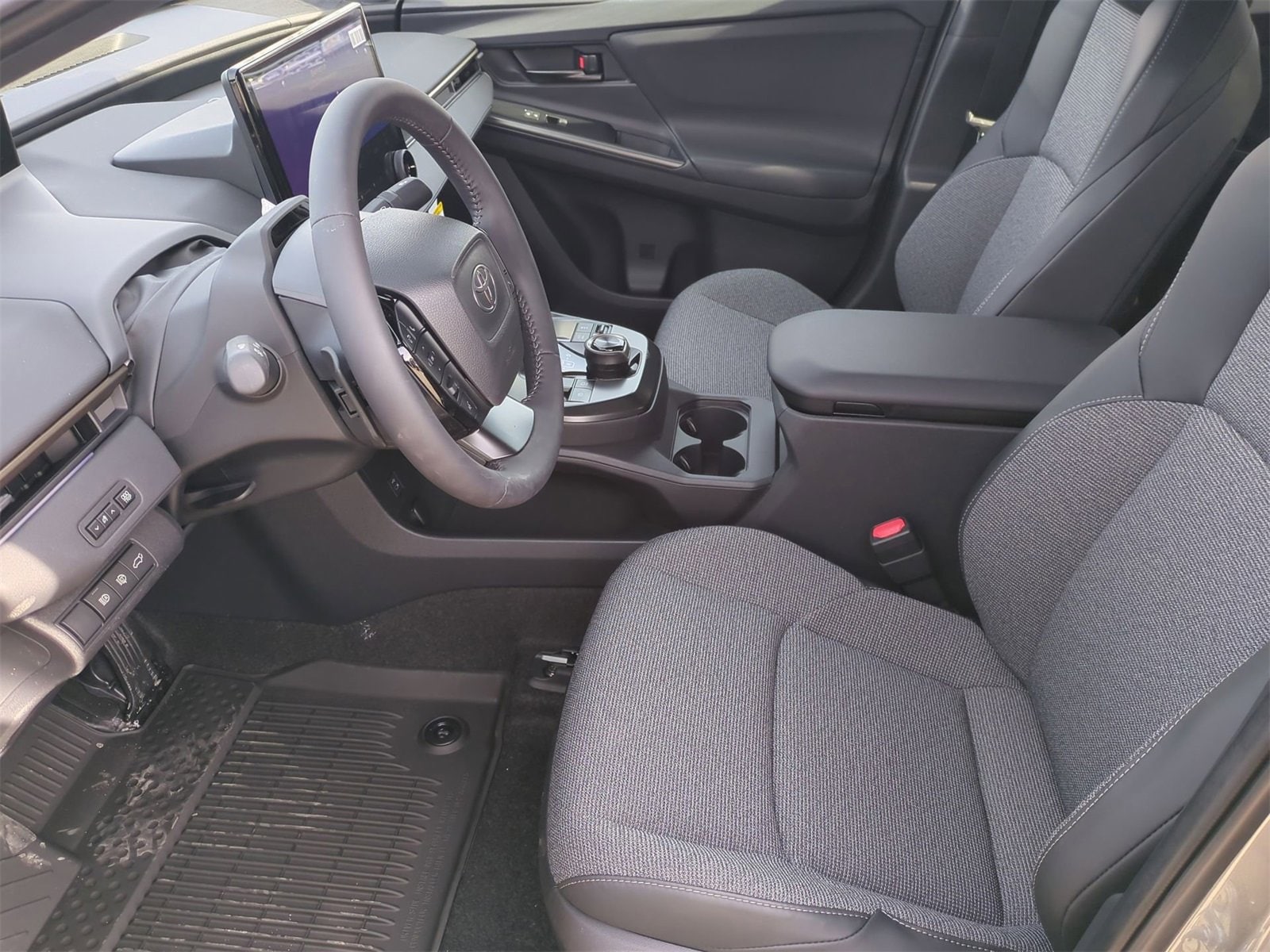 Thumbnail: 2026 Toyota bZ - 16