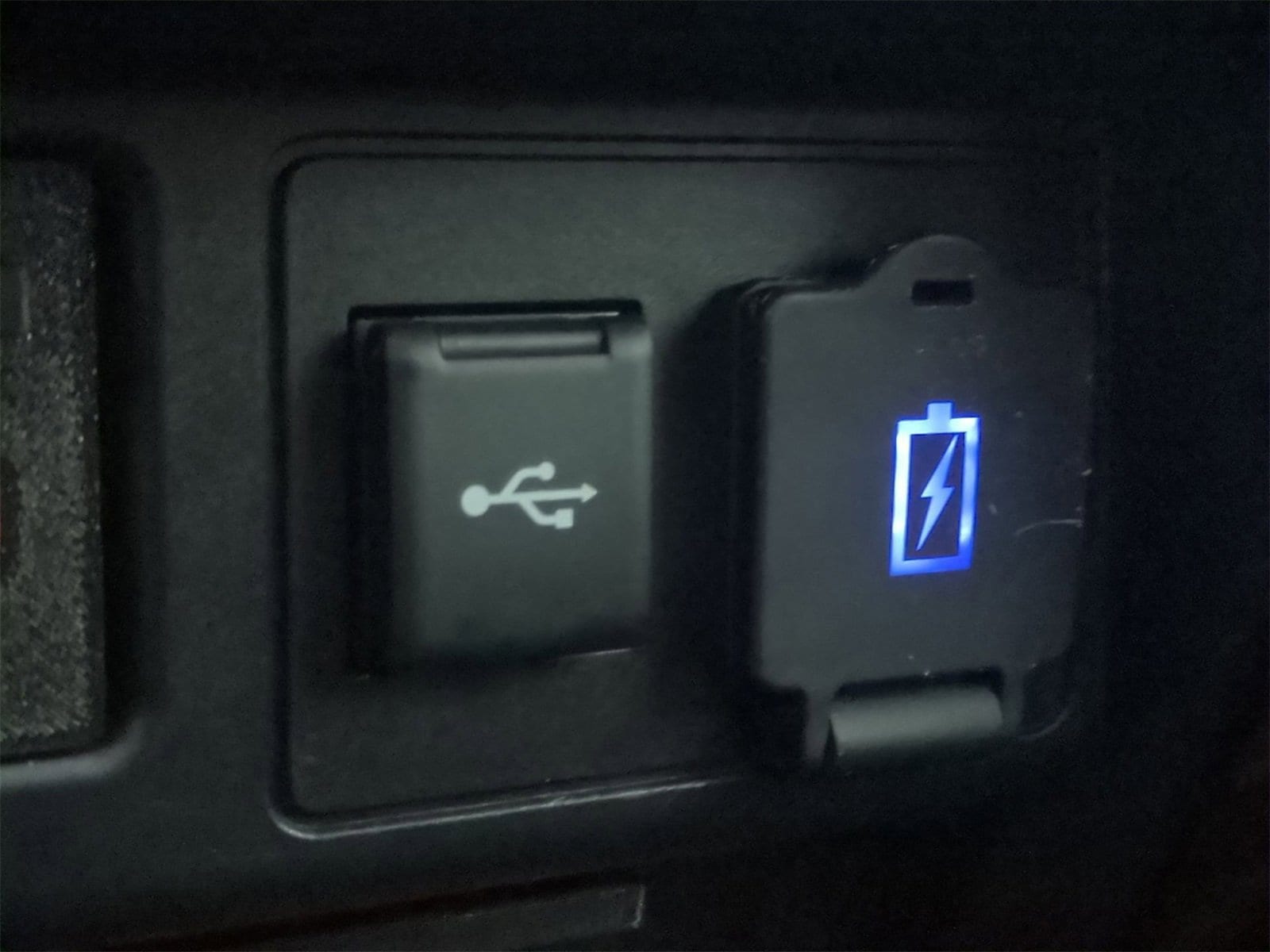 Thumbnail: 2022 Toyota 4Runner - 32