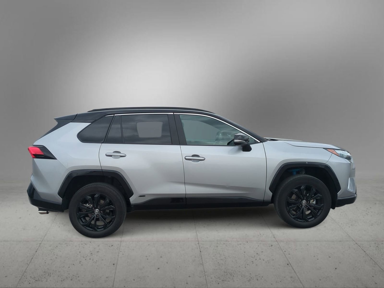 Thumbnail: 2024 Toyota RAV4 - 9