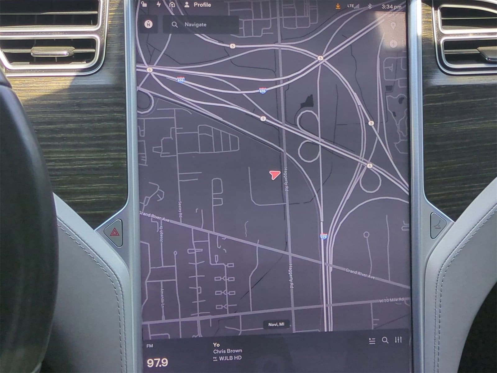 Thumbnail: 2016 Tesla Model S - 28