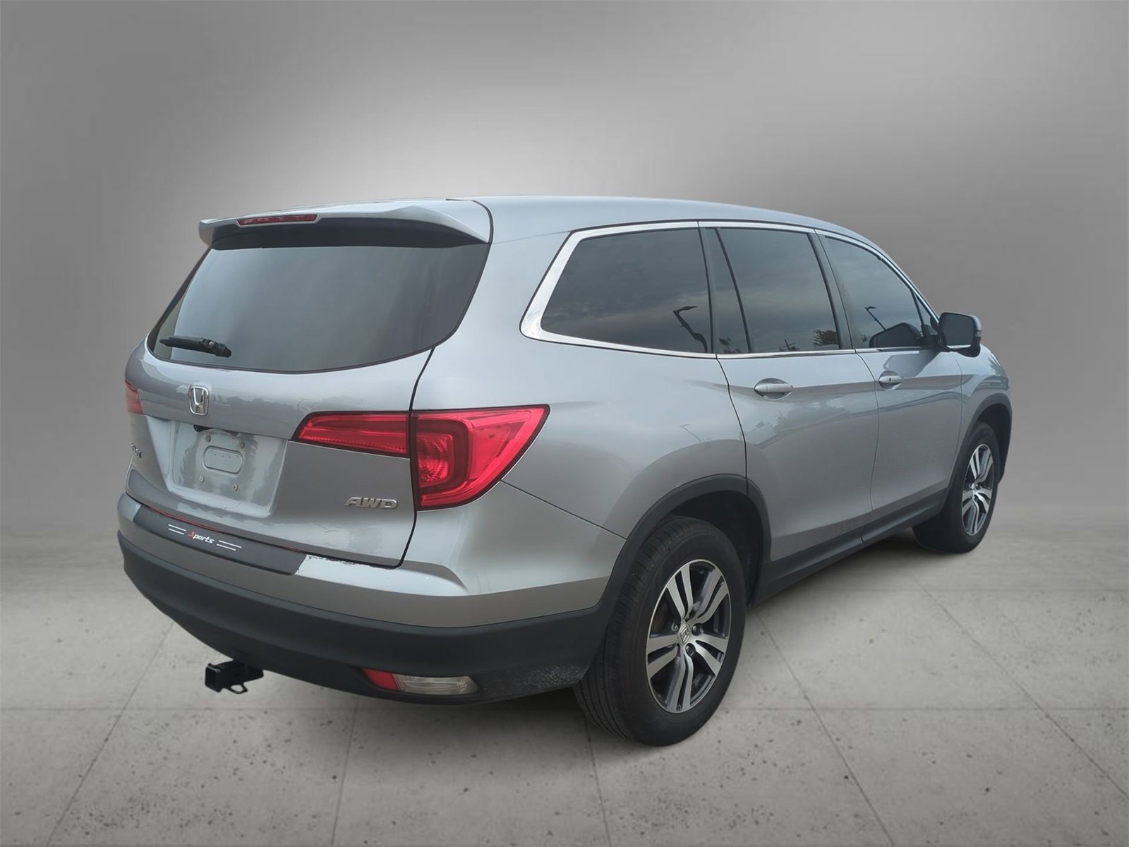 Thumbnail: 2018 Honda Pilot - 8