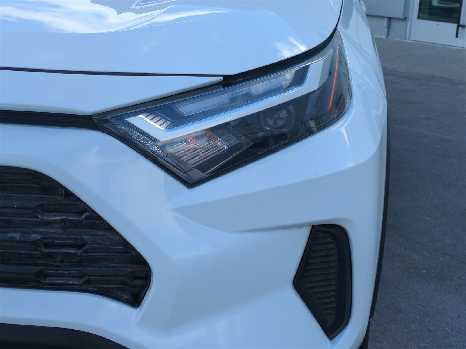 Thumbnail: 2025 Toyota RAV4 - 11