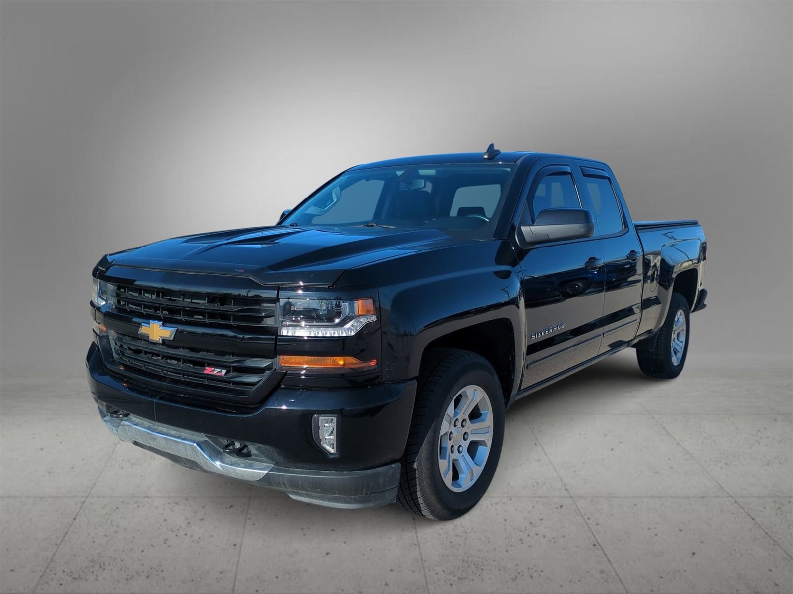 Thumbnail: 2017 Chevrolet Silverado 1500 - 4