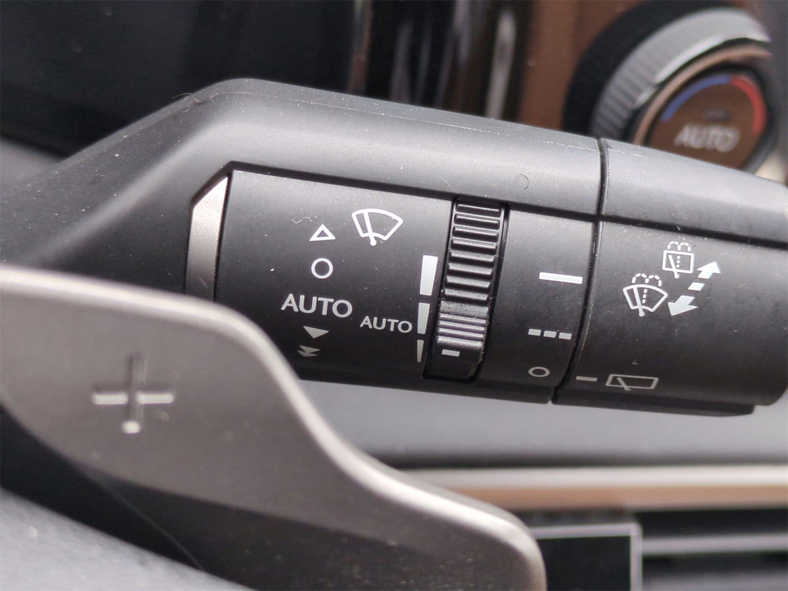 Thumbnail: 2023 Lexus RX - 27