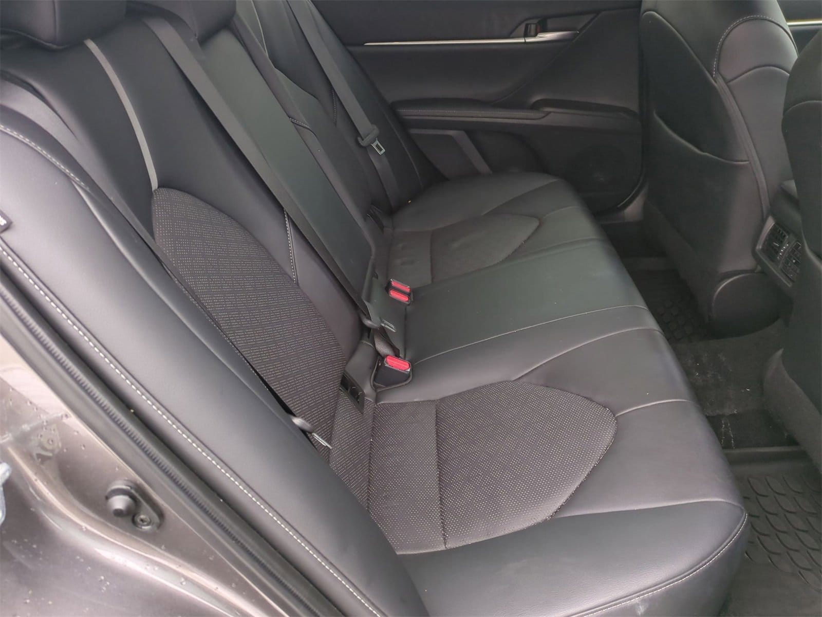 Thumbnail: 2022 Toyota Camry - 20