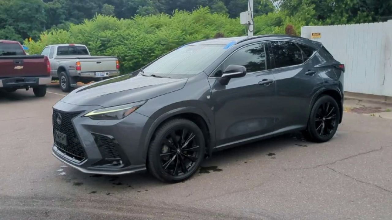 2023 Lexus NX 350 F SPORT Handling photo 4
