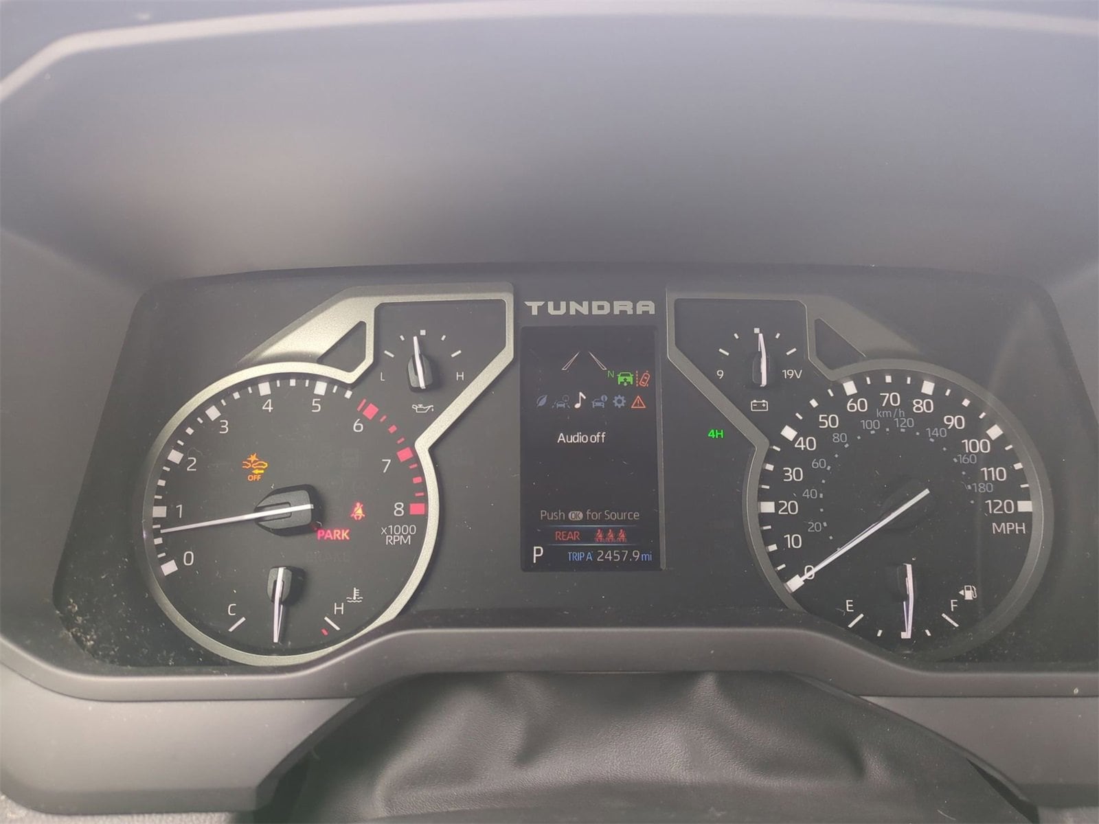 Thumbnail: 2023 Toyota Tundra - 32