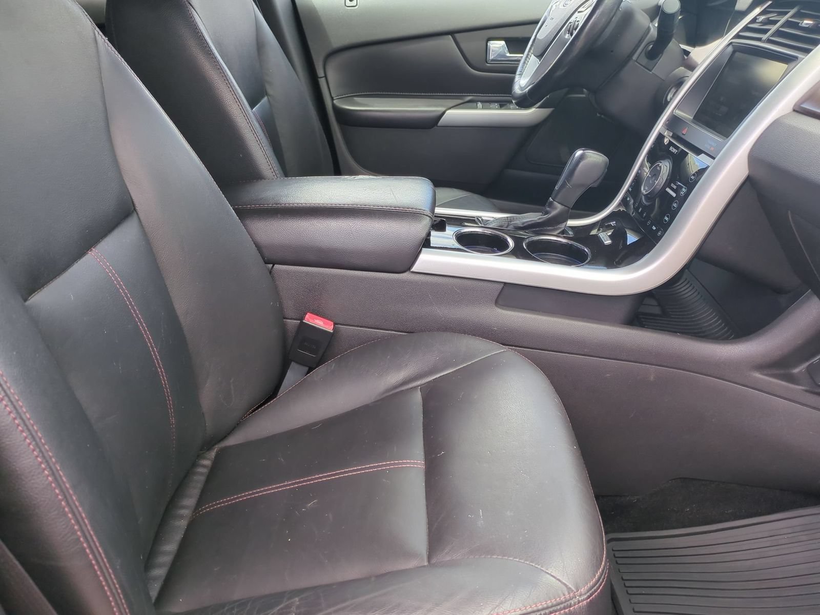 Thumbnail: 2013 Ford Edge - 22