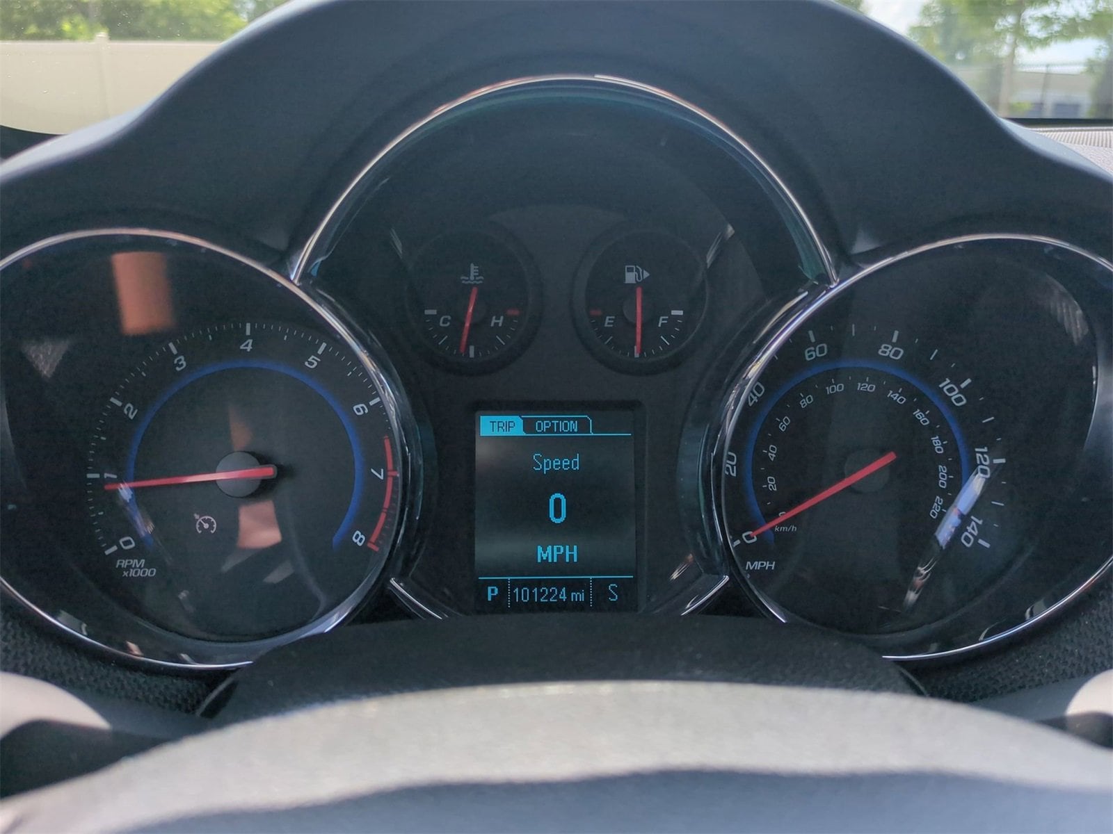 Thumbnail: 2016 Chevrolet Cruze - 33